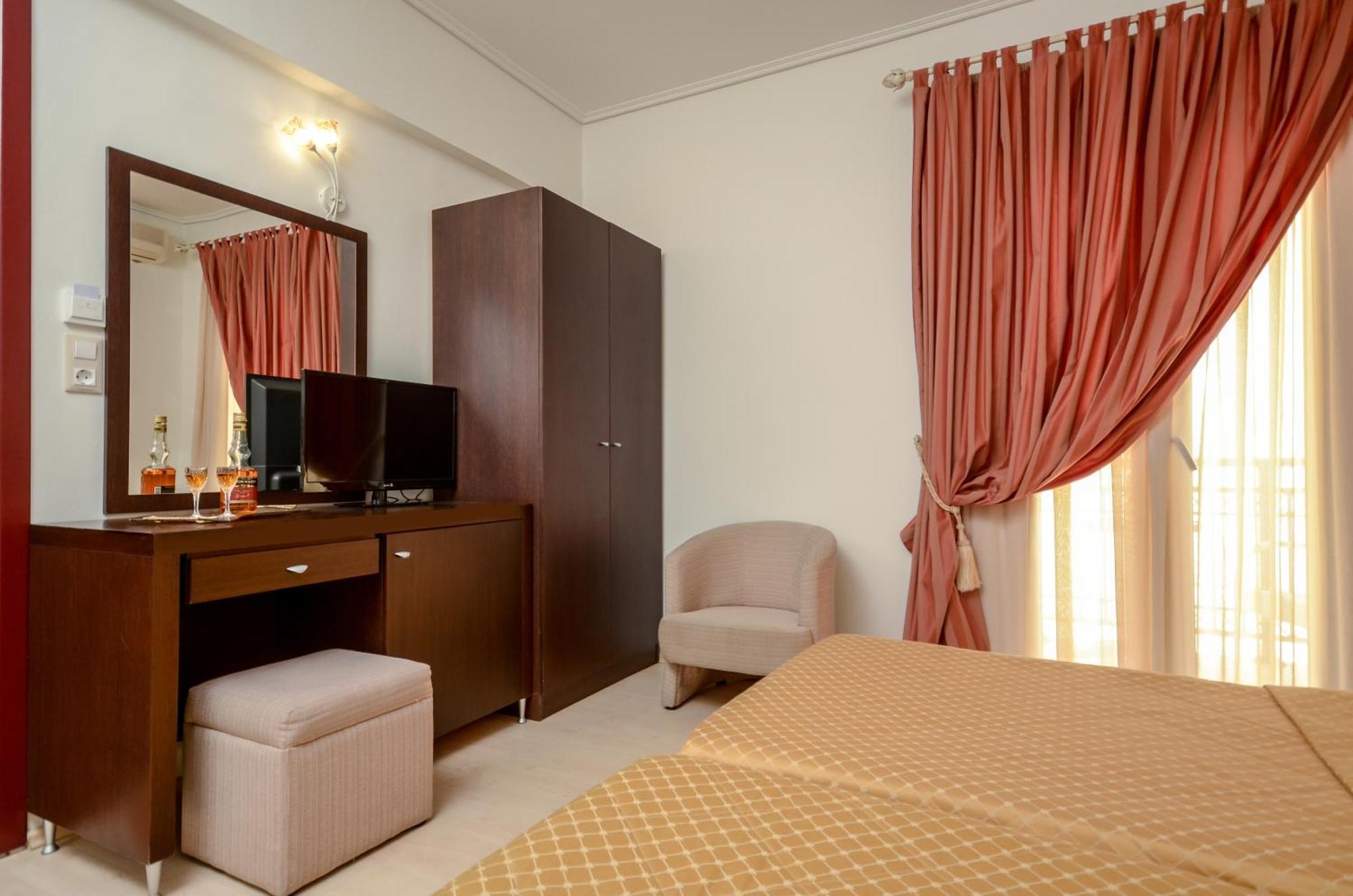 Economy Room