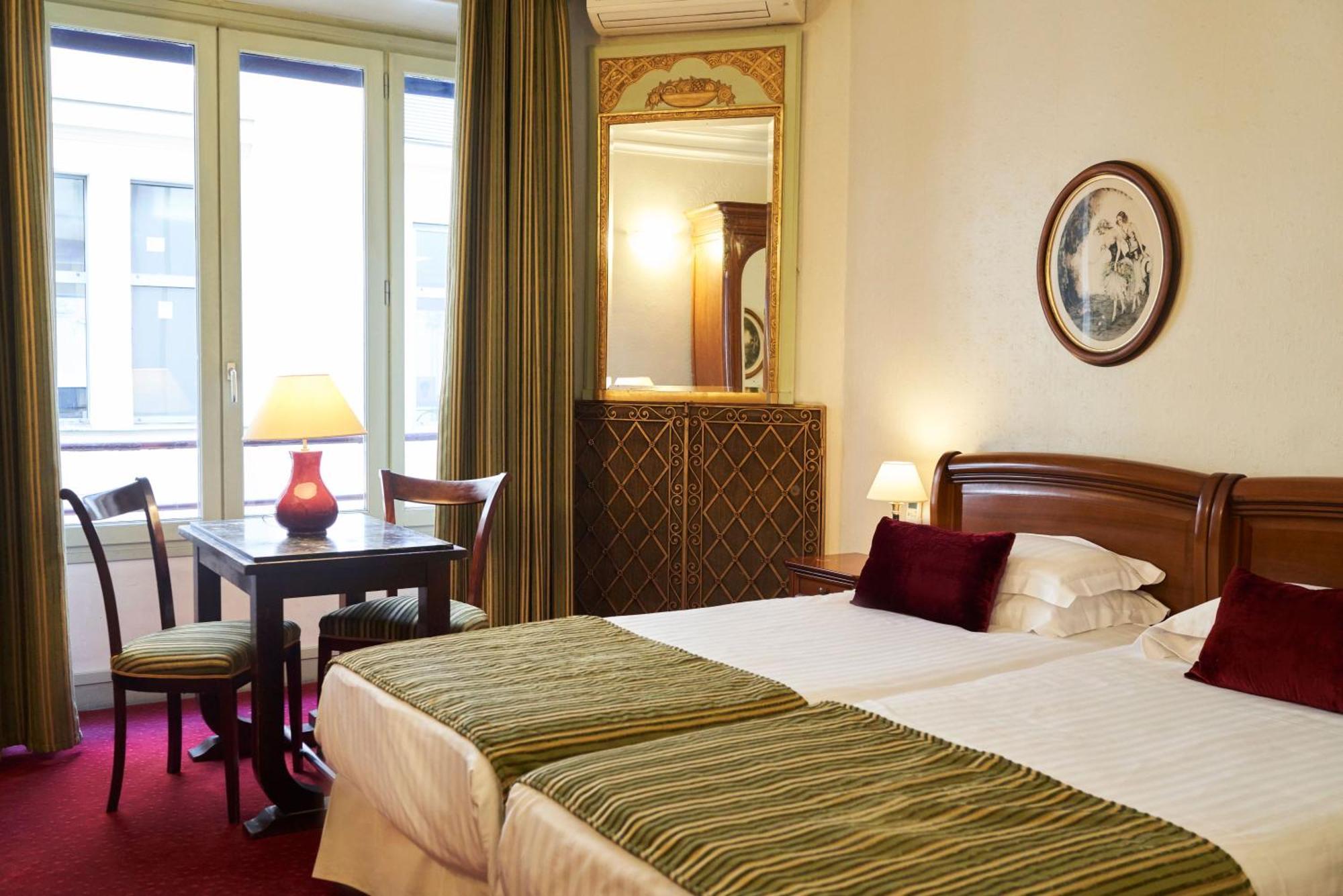 Twin Room,1746890255:JPEG