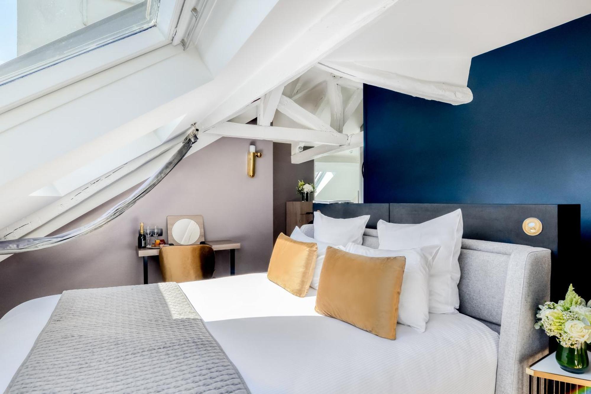 Executive Queen Room