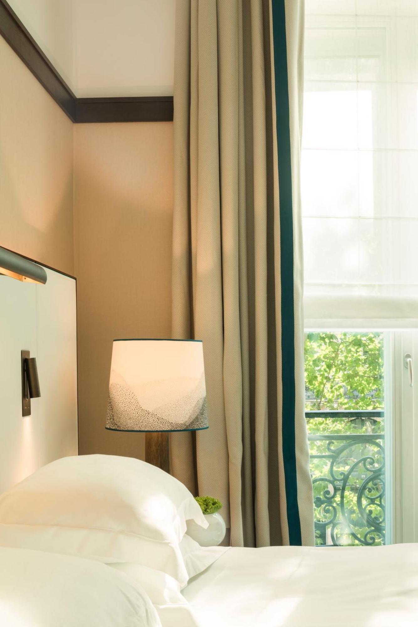 Deluxe King Room View