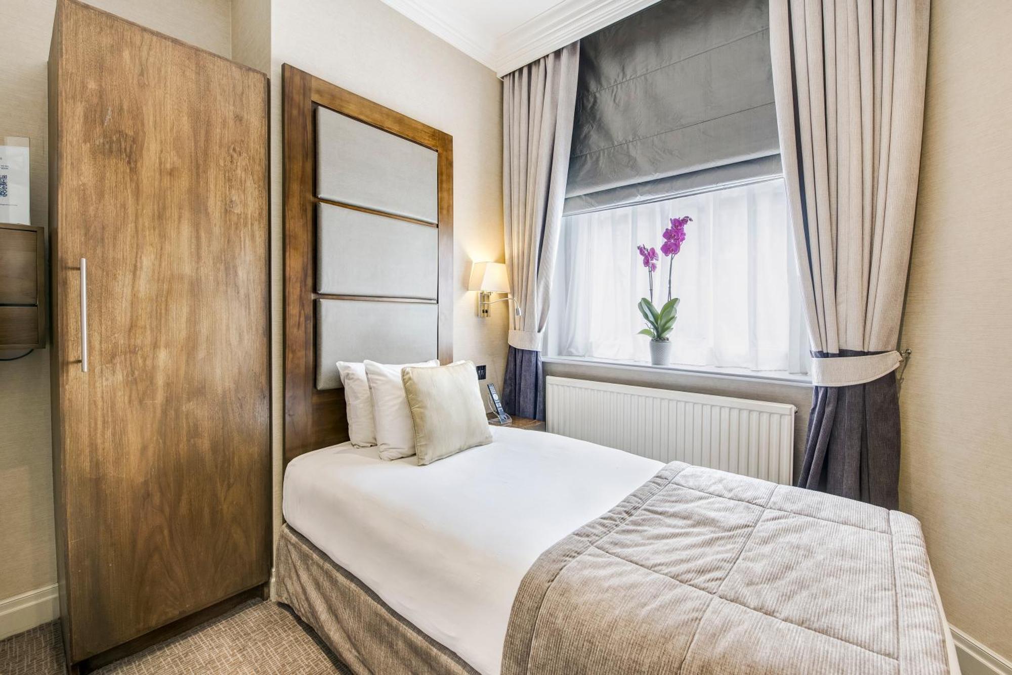 Single Room,1208871202:JPEG