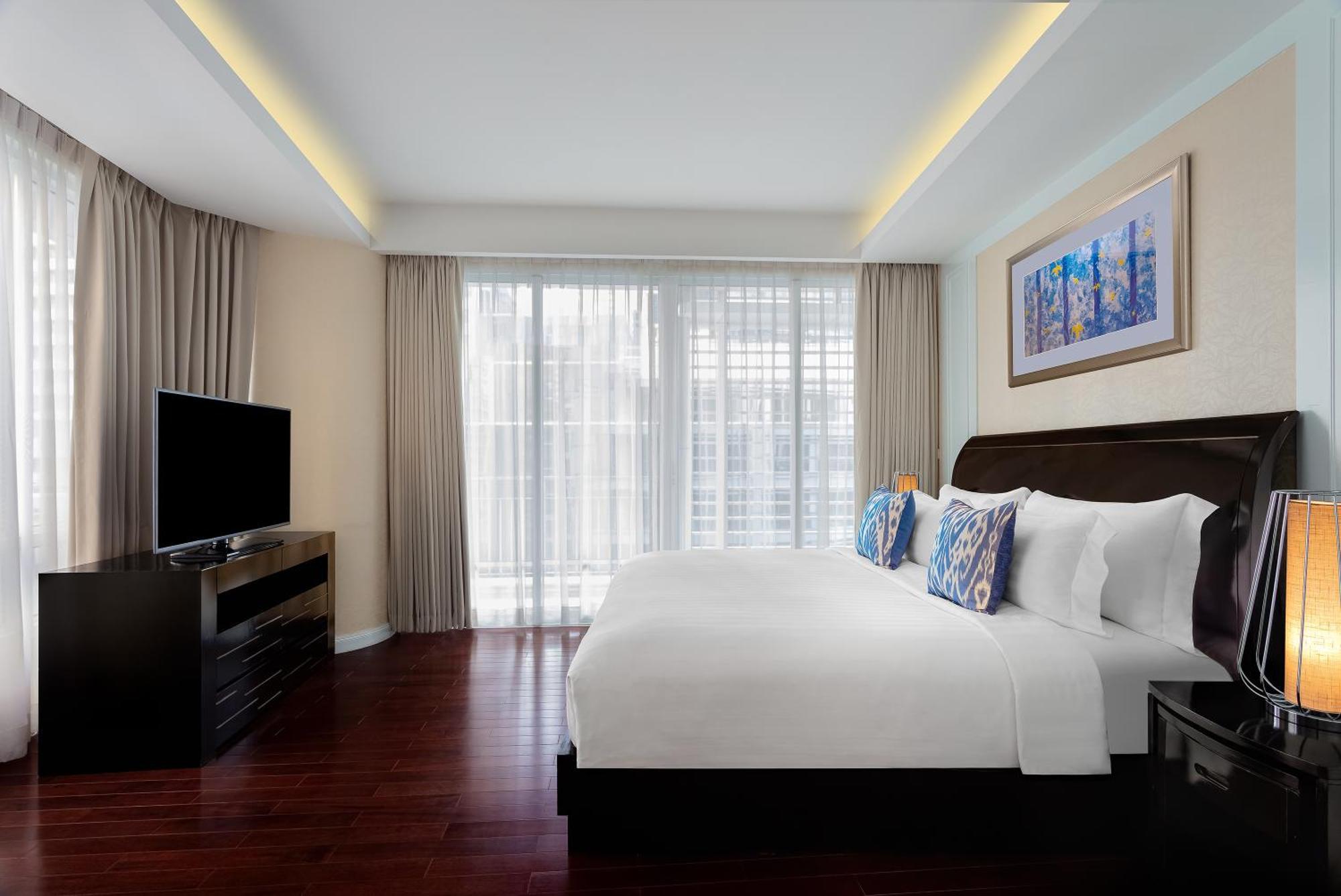 Two-Bedroom Superior Suite - Club Benefits Included