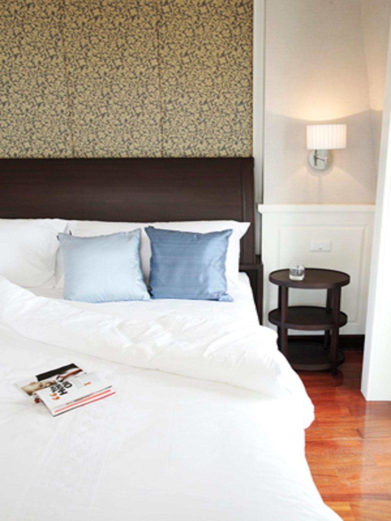 Standard Double Room with River View,63236974:JPEG