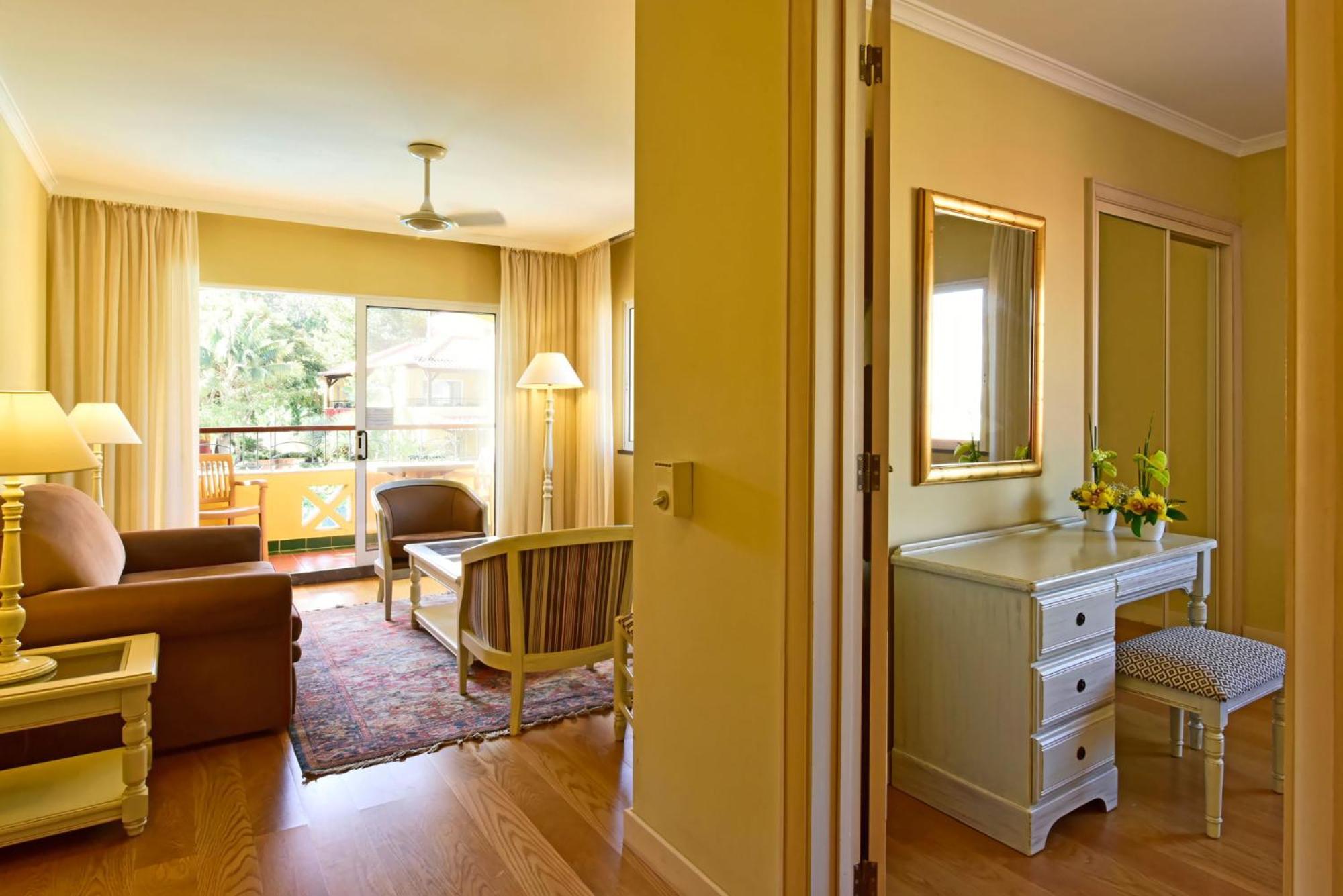 Superior Triple Family Room