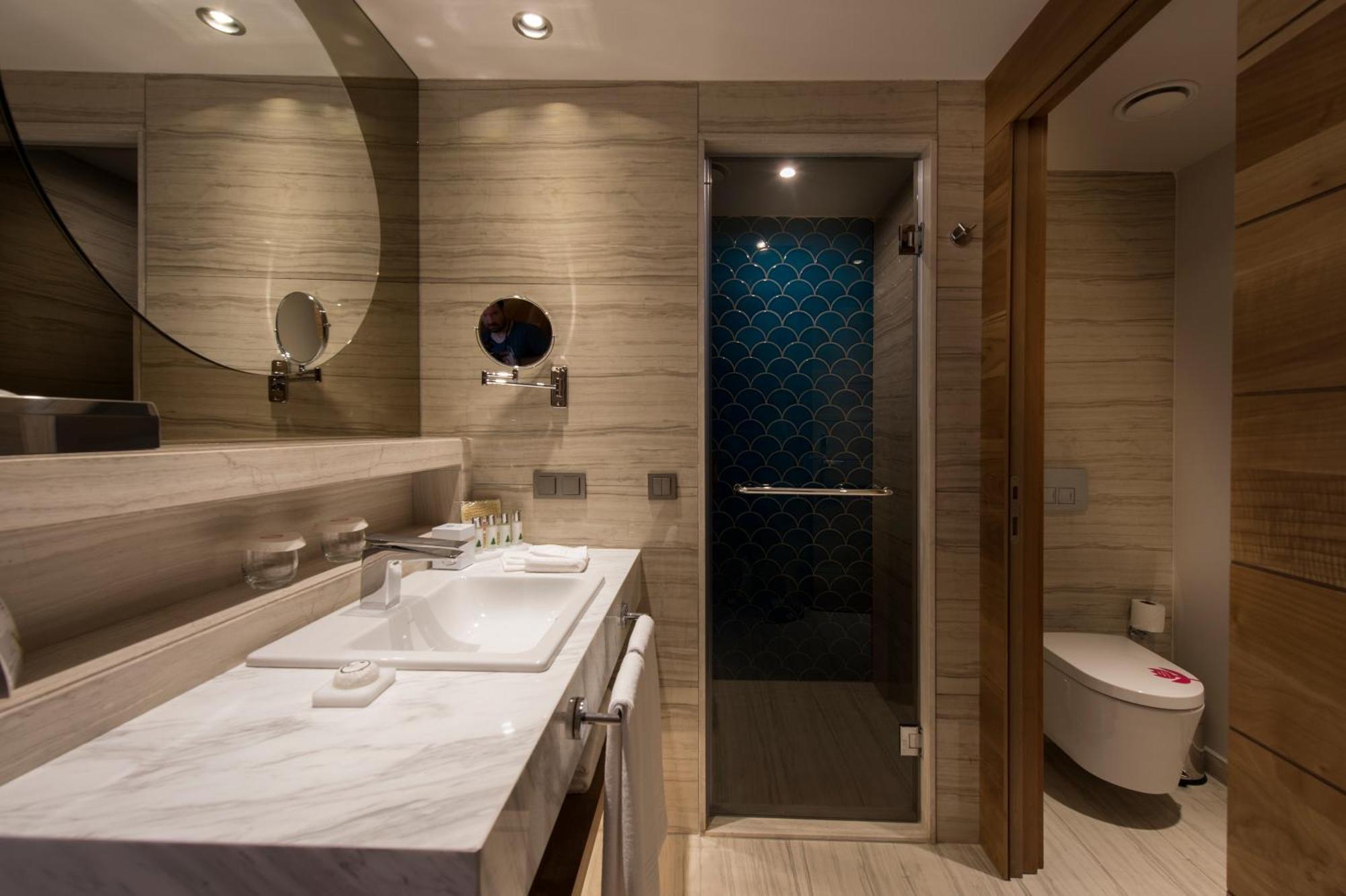 Superior Room Side Sea View,1209799540:JPEG