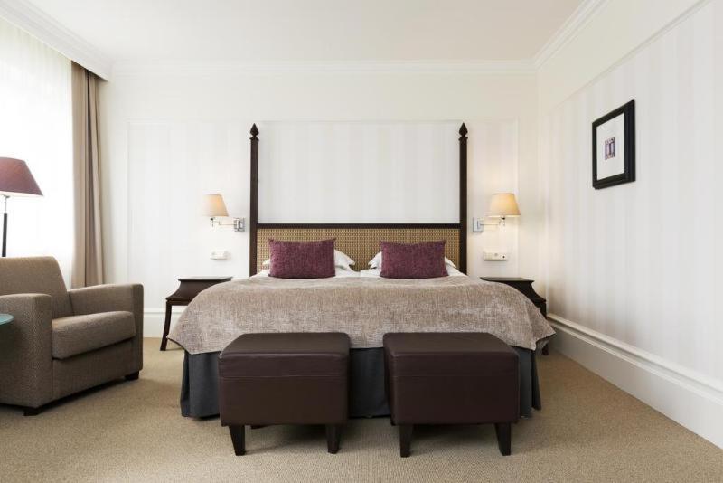 Deluxe Double Room,1210032658:JPEG