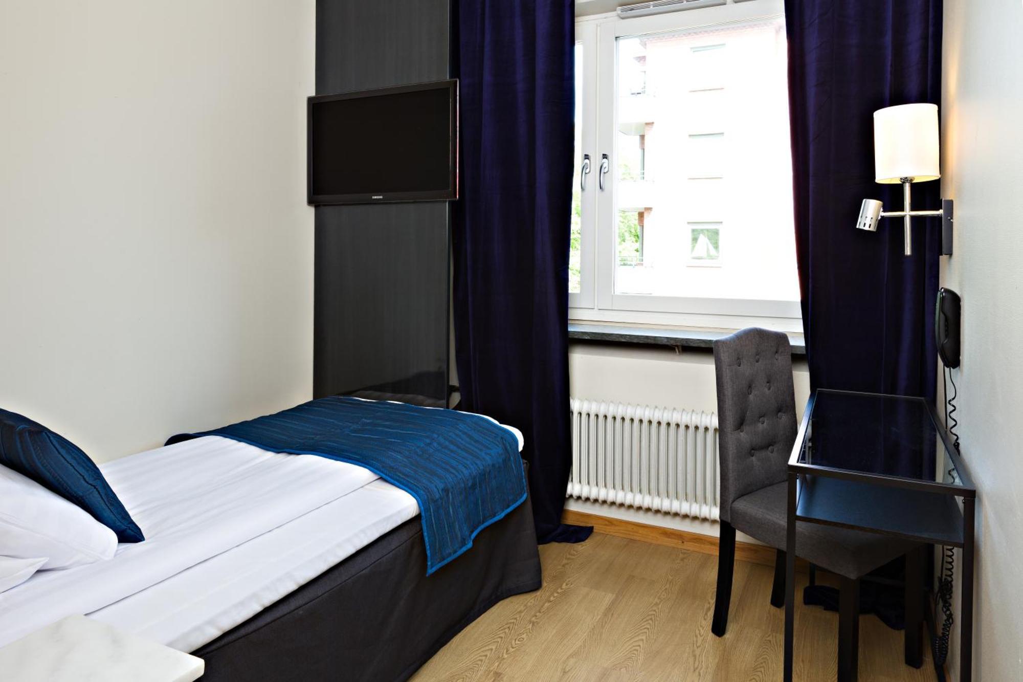 Standard - Yhden hengen huone