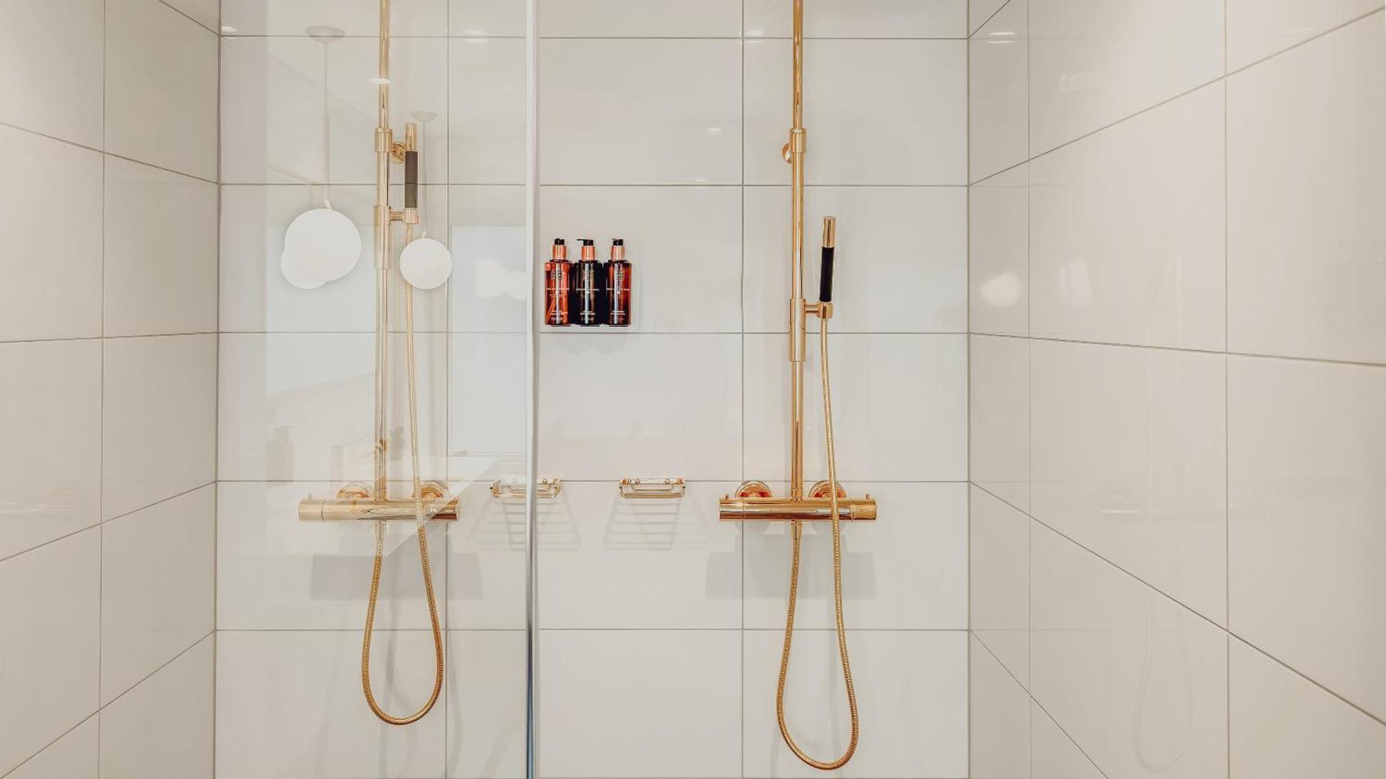 Standard Double or Twin Room,1729991963:JPEG