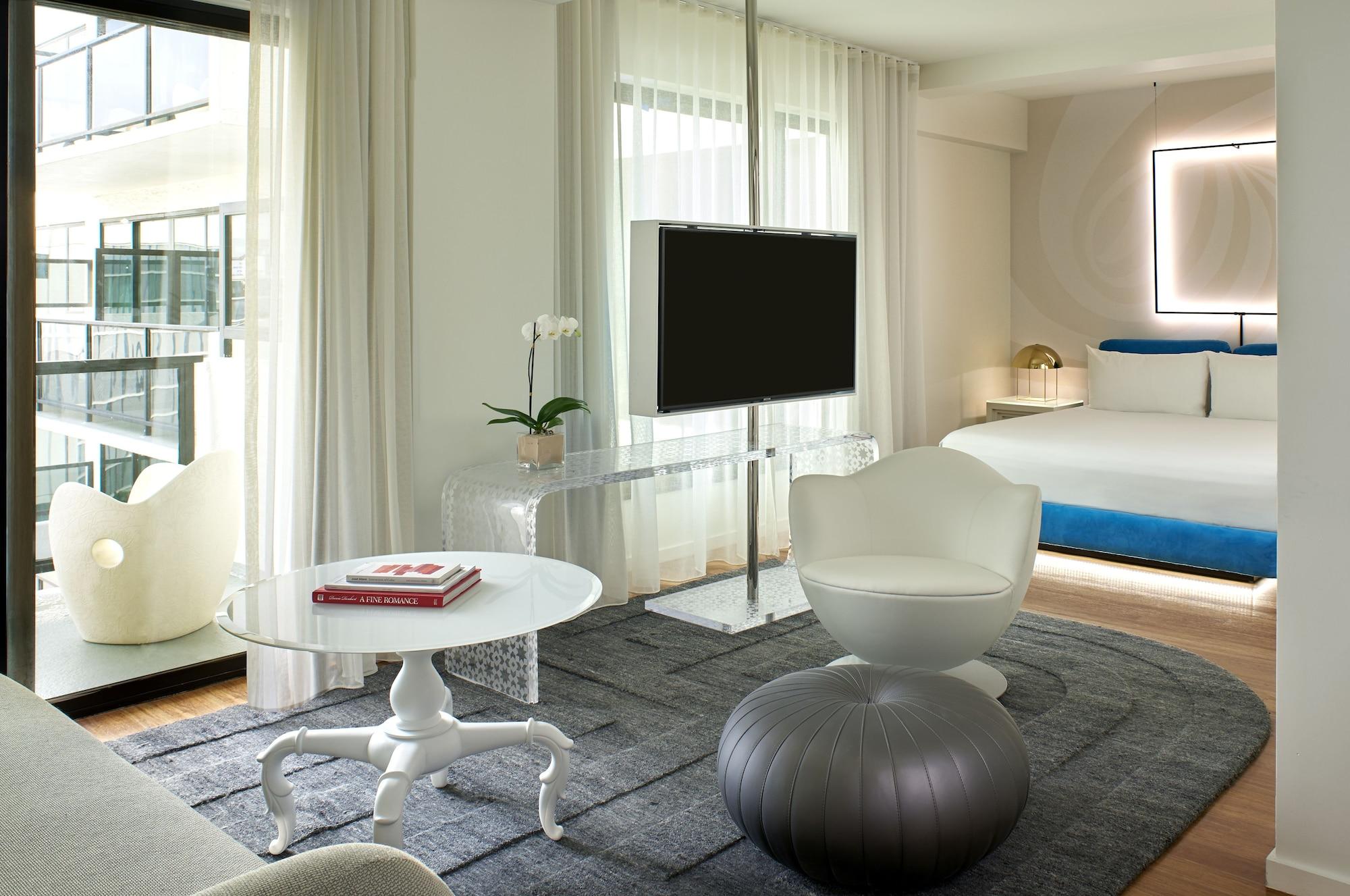 King Studio Suite Balcony