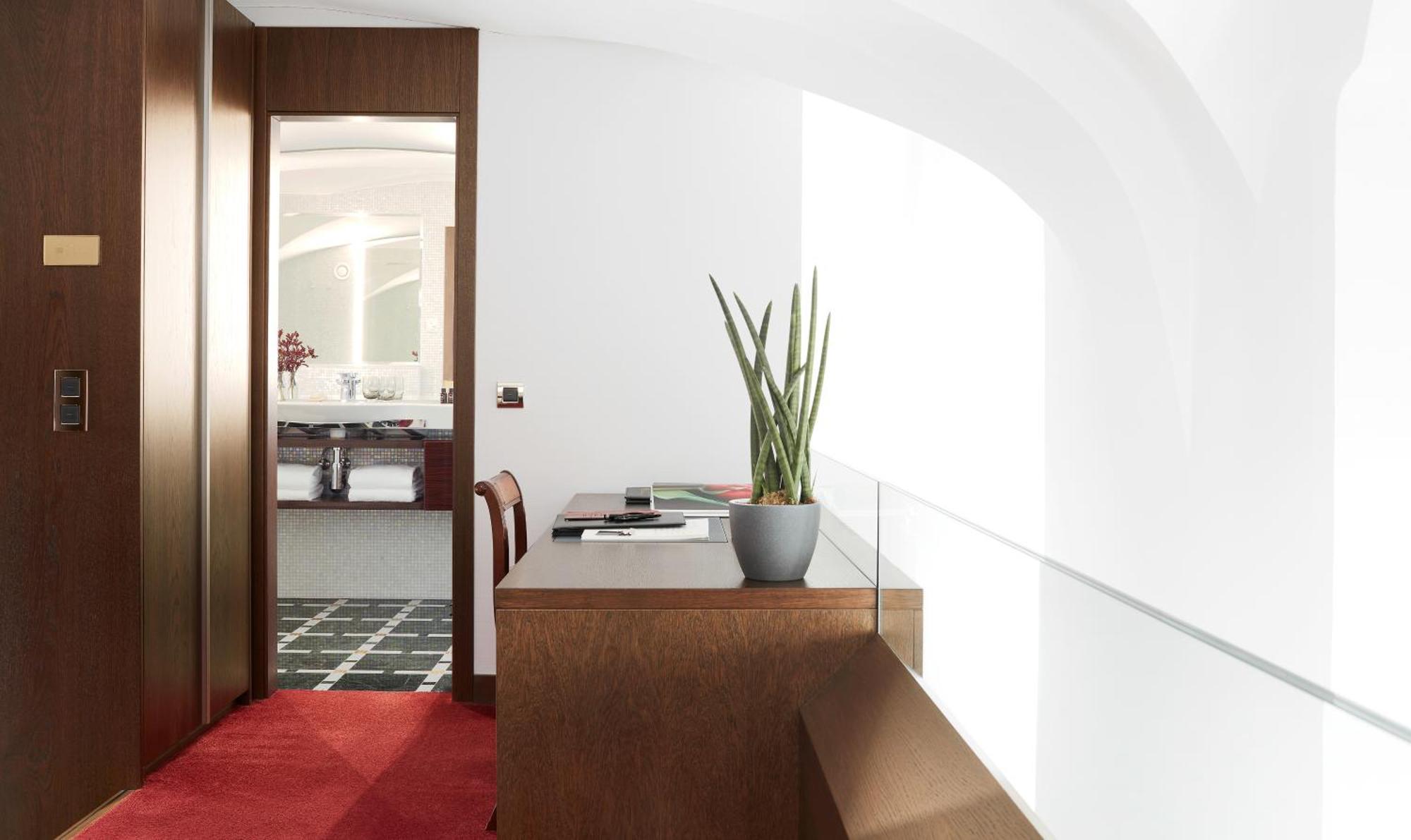 – Suite over 2 plan