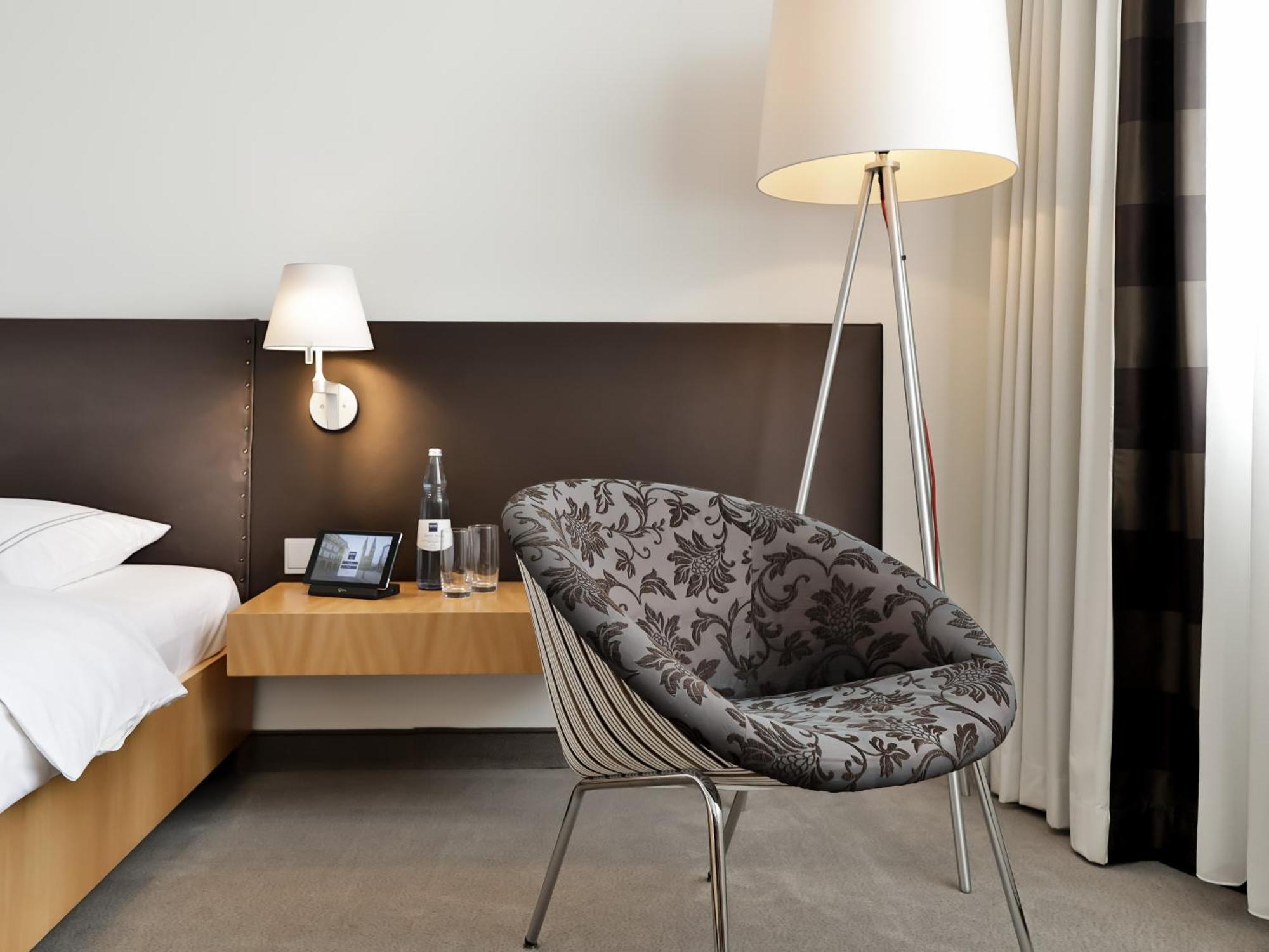 Standard Double Room,1212052549:JPEG