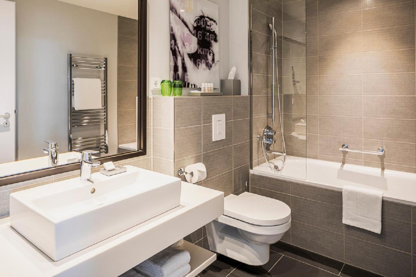 Executive One-Bedroom Apartment