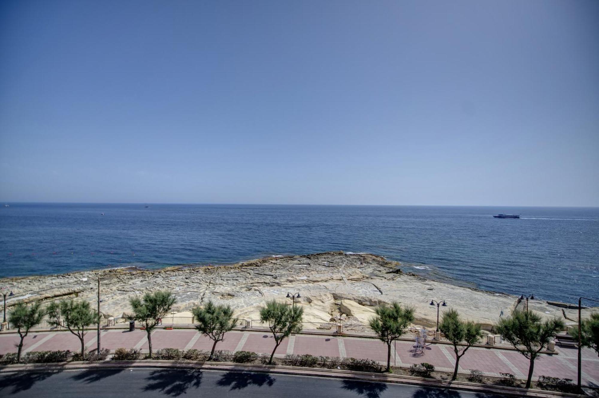 Triple Room Sea View