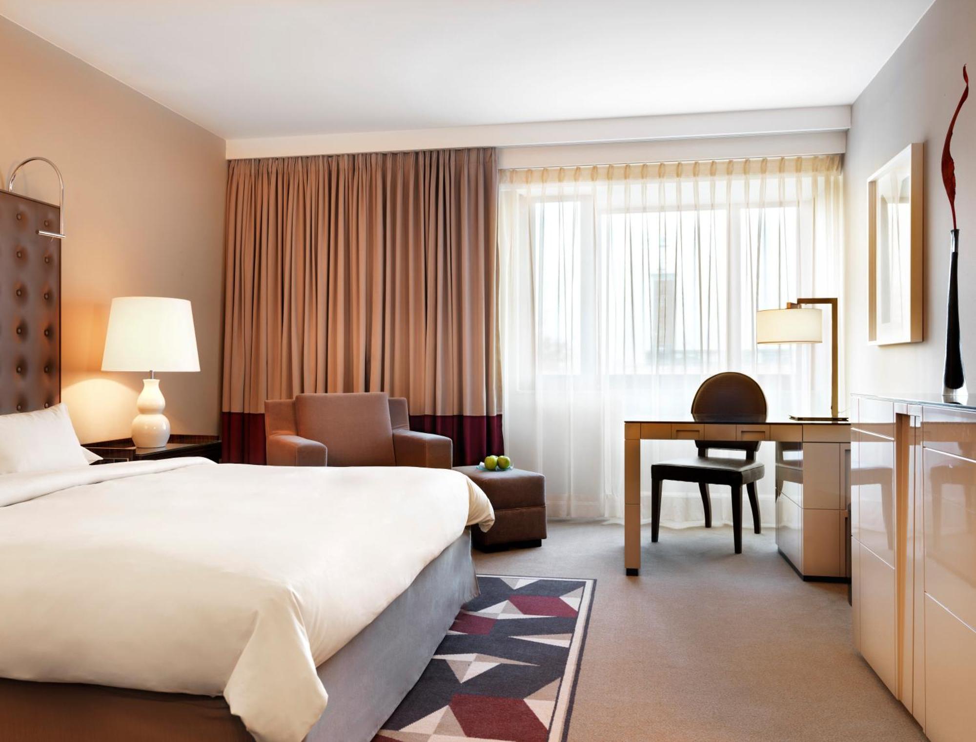 King Room Club Access