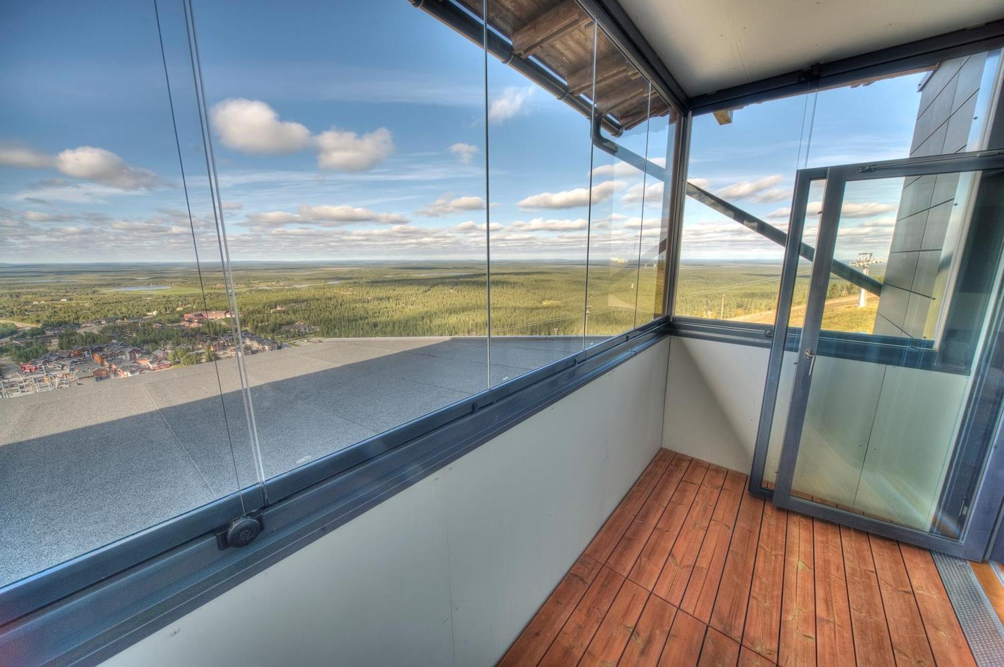 Deluxe Suite with Sauna,1328185187:JPEG