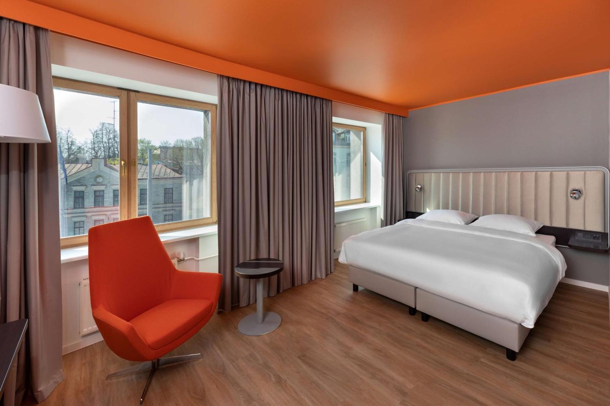 Superior Room,1277299489:JPEG