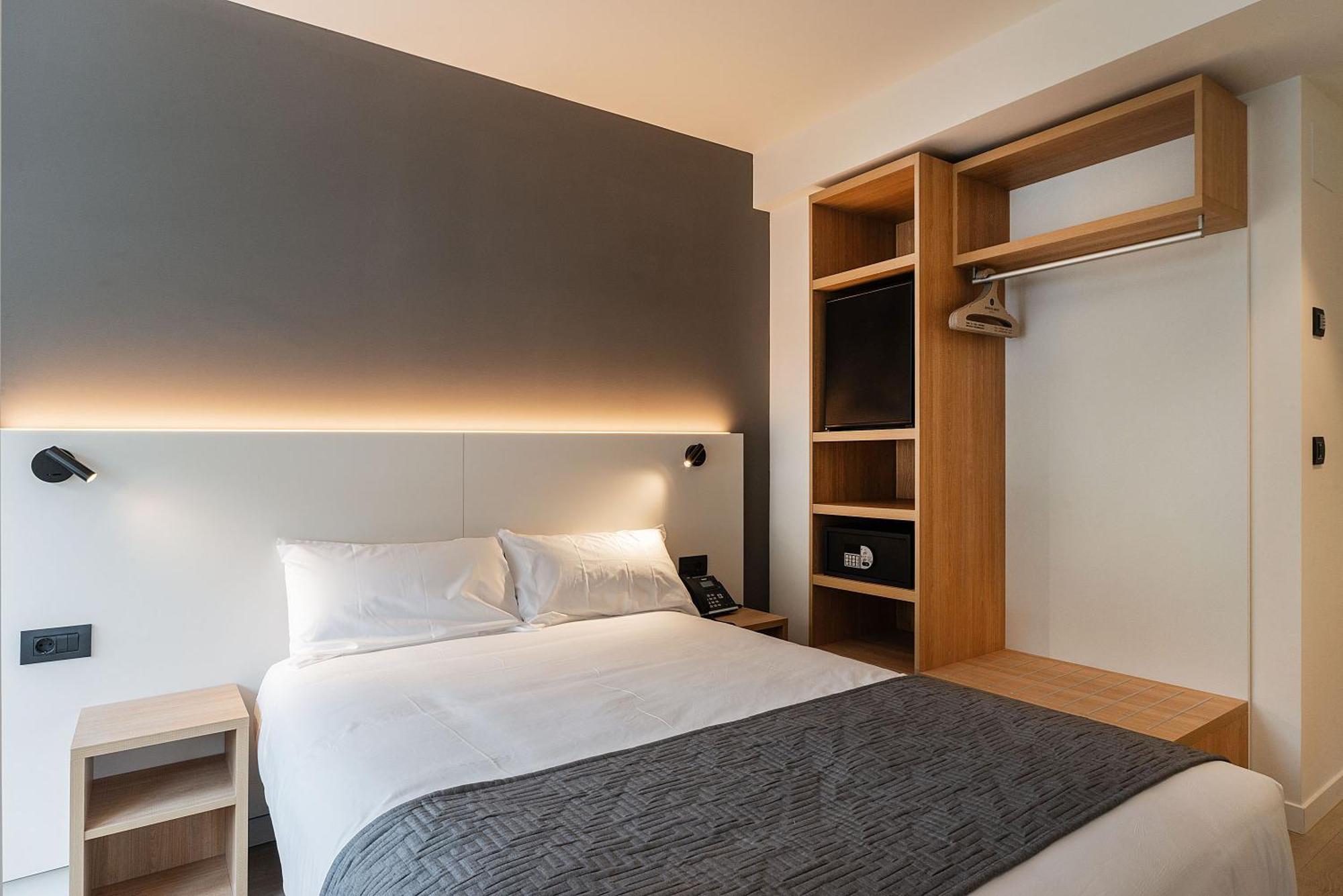 Single Room,1214666509:JPEG