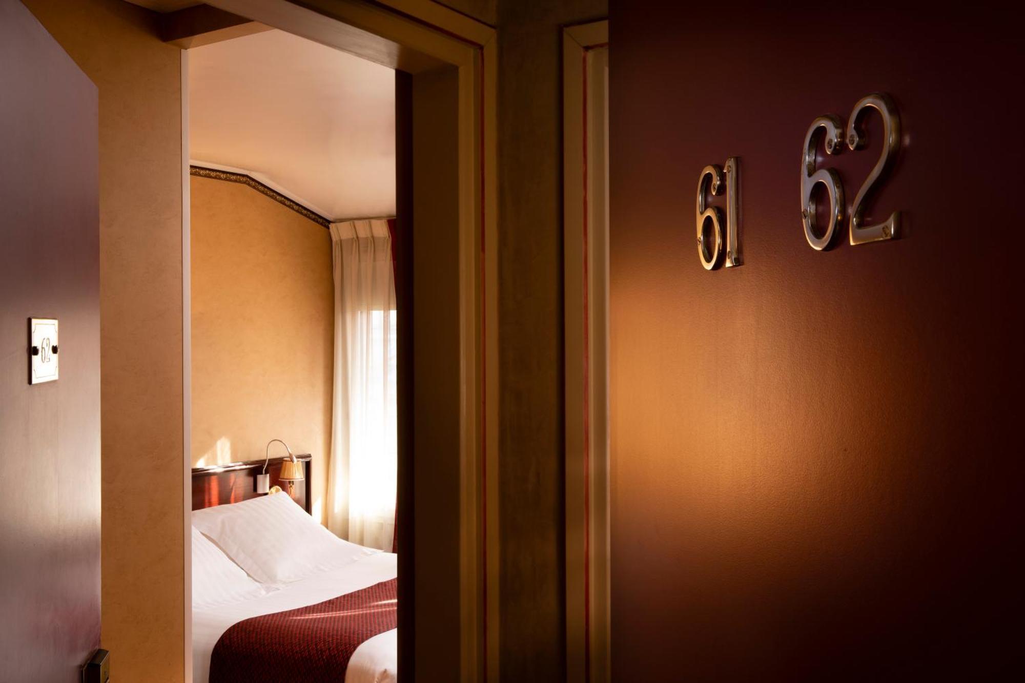 Two Connecting Double Rooms