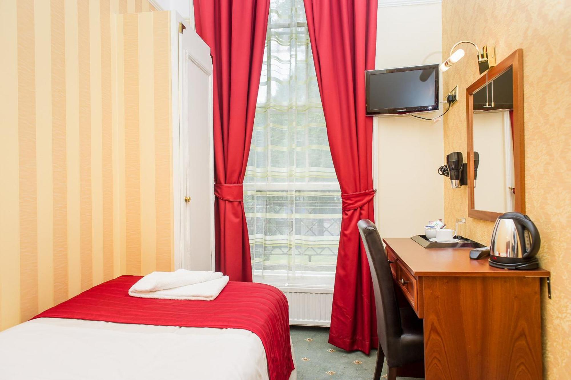 Single Room,1215343714:JPEG