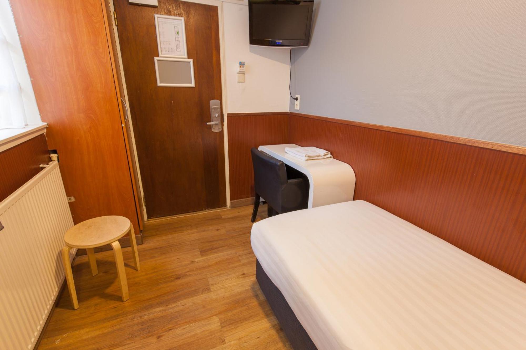 Single Room,1216682488:JPEG