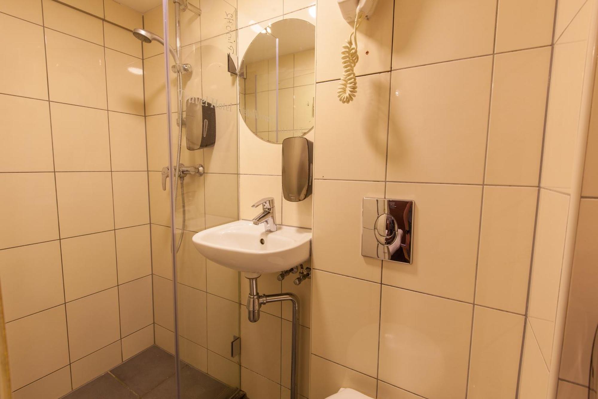 Double Room,1589515711:JPEG