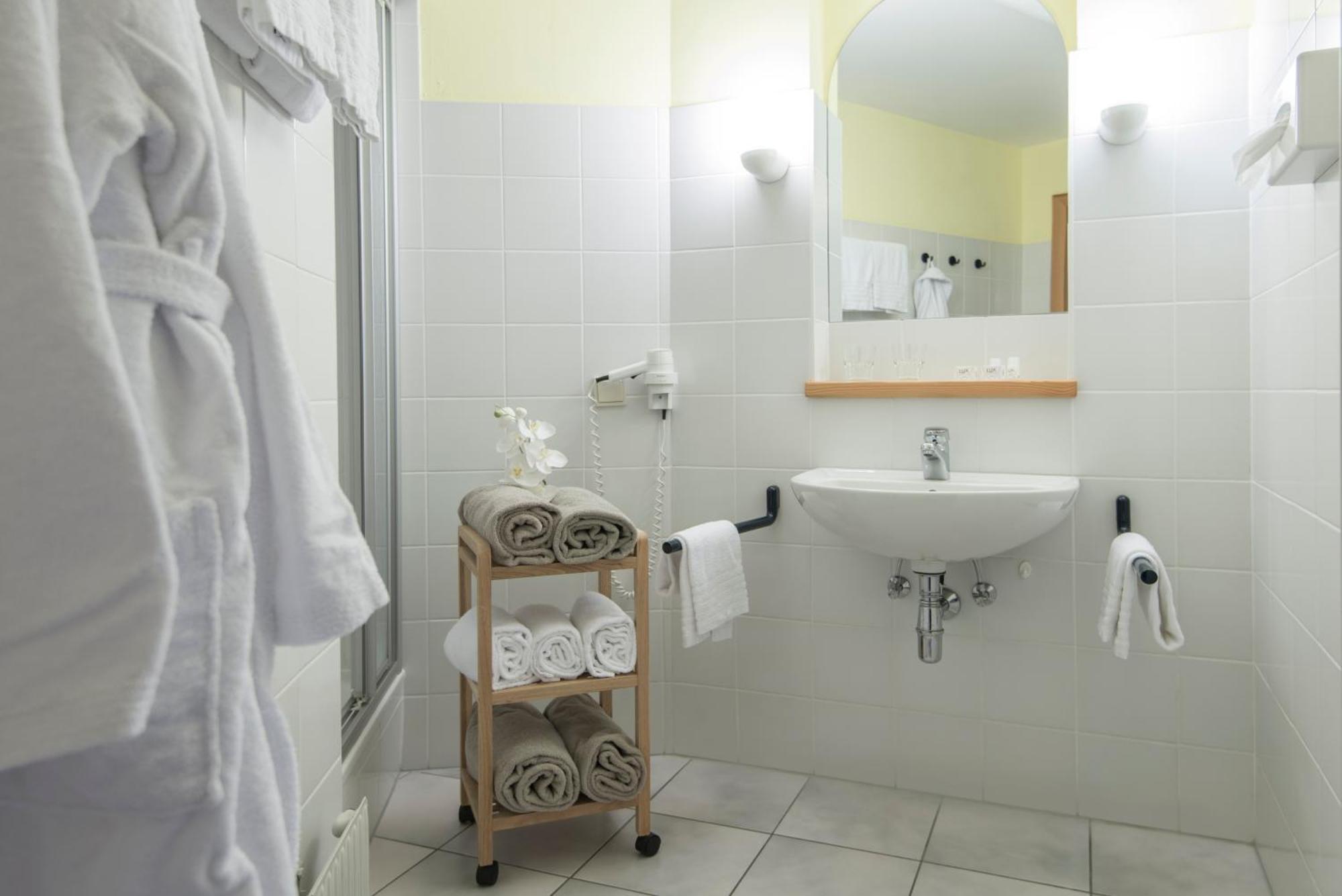 Superior Double Room,1216759852:JPEG