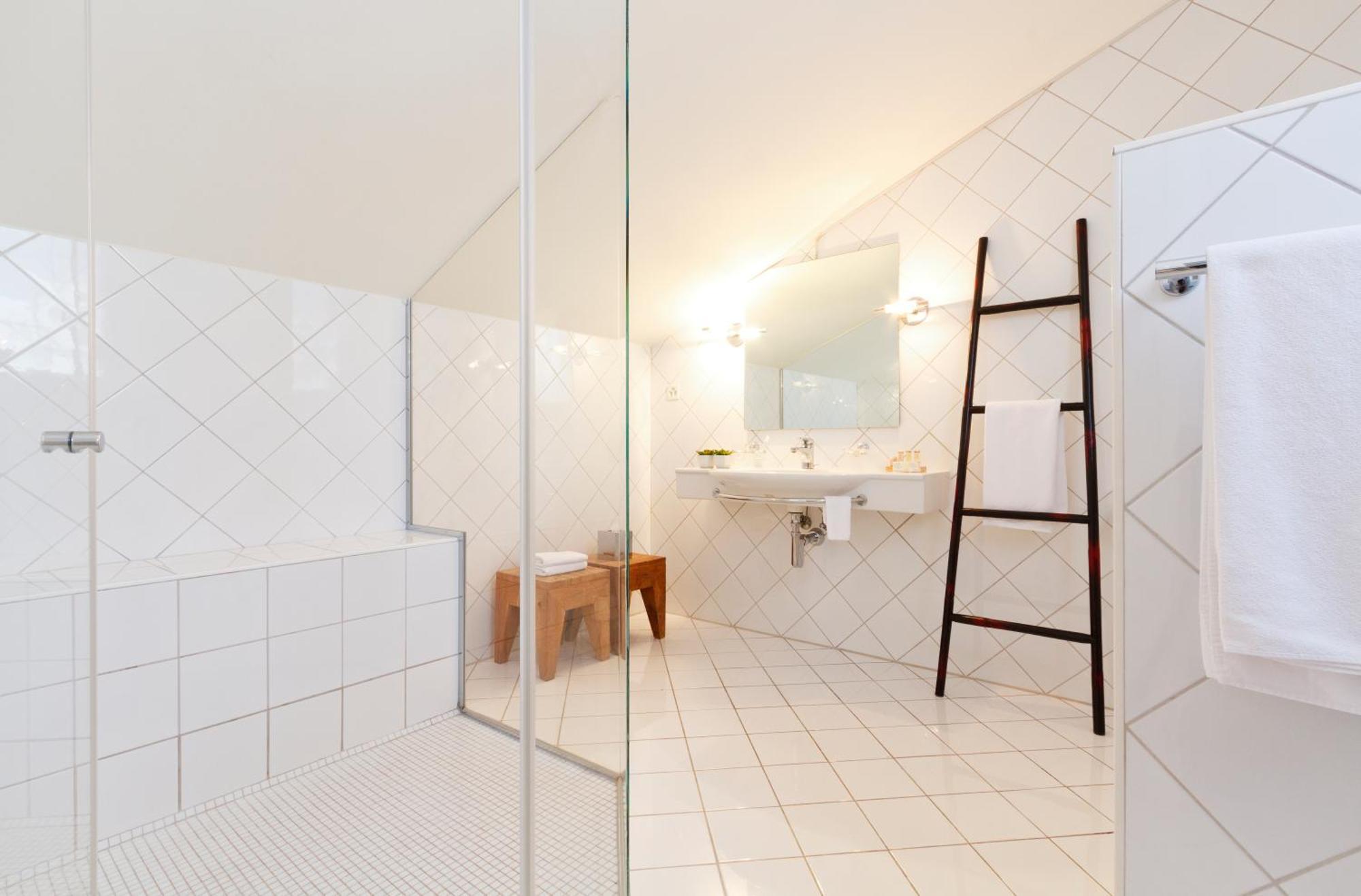 Two-Bedroom Penthouse Apartment Terrace