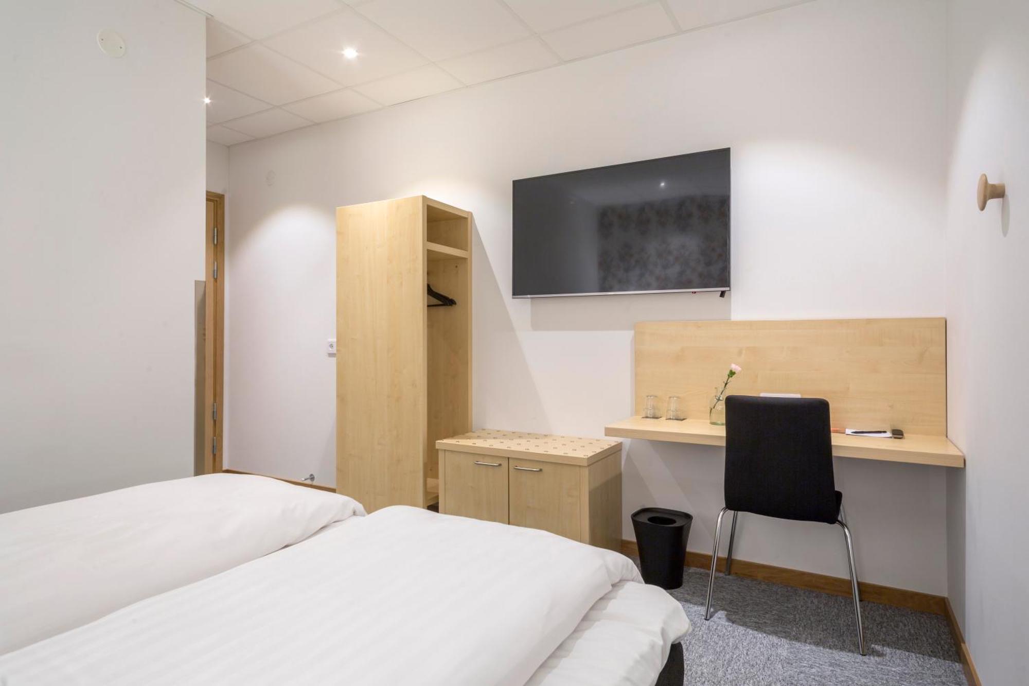 Double or Twin Room No Window
