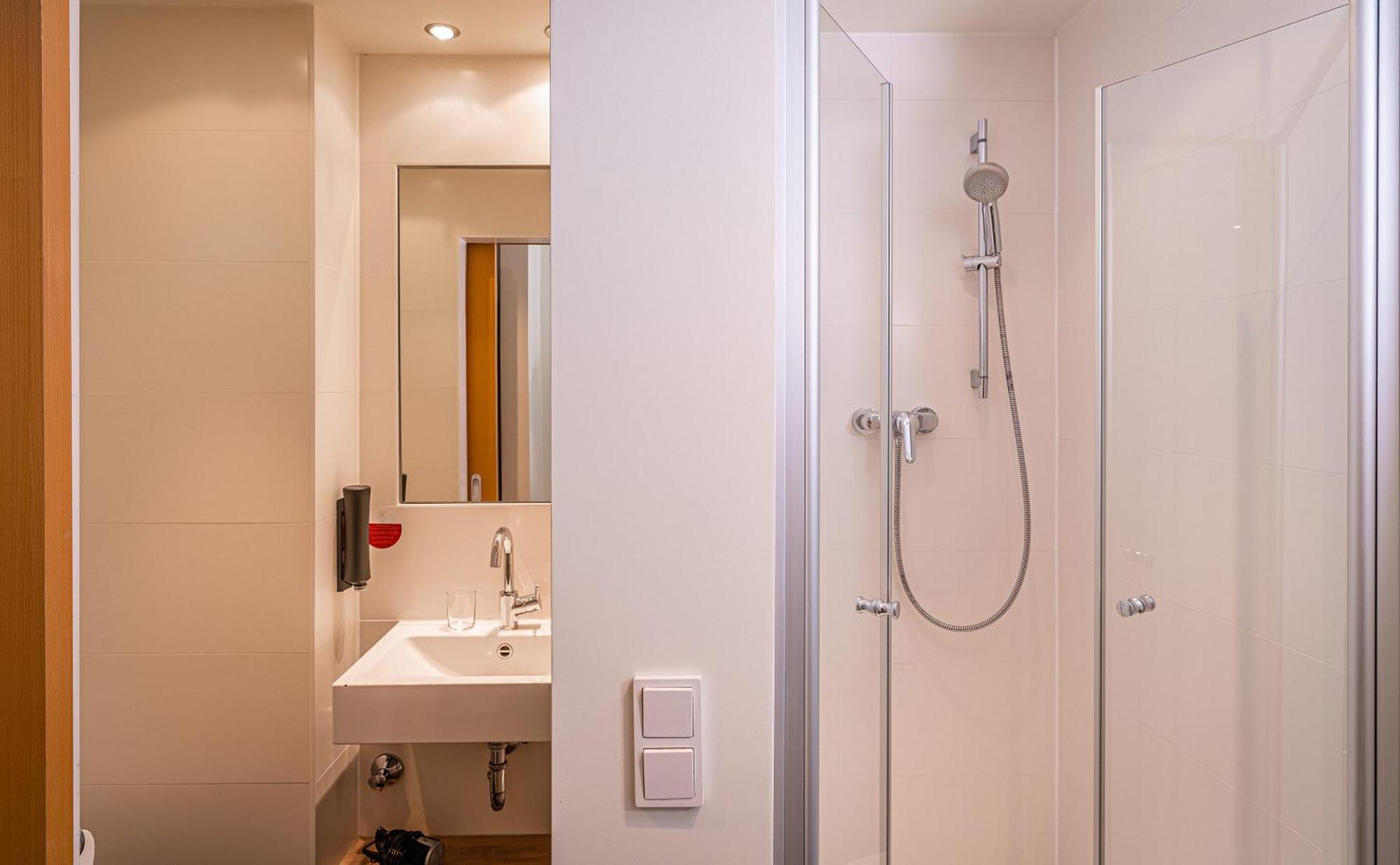 Comfort Single Room