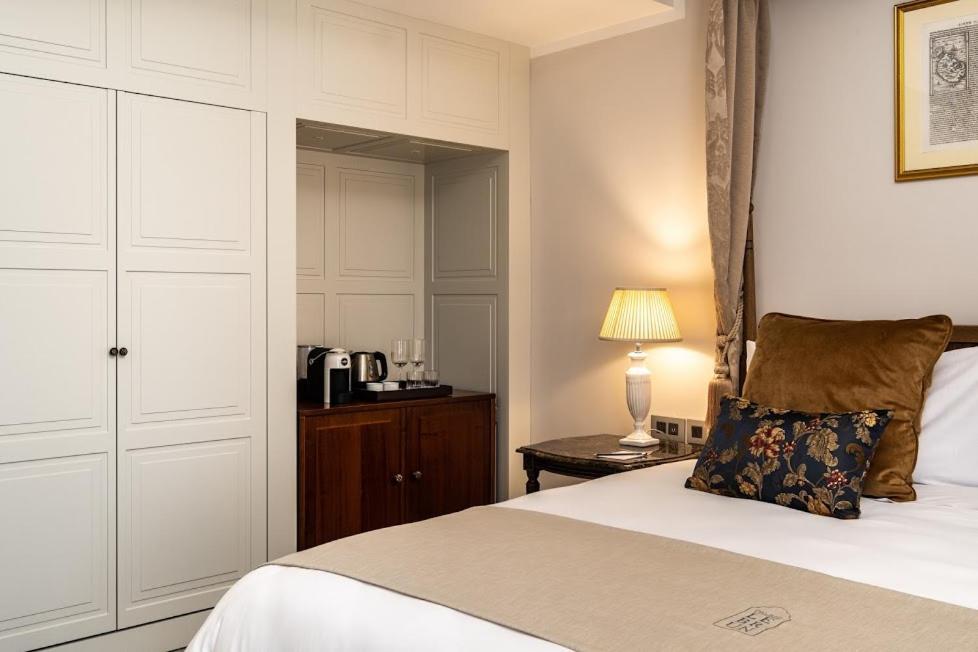 Deluxe Double or Twin Room Terrace