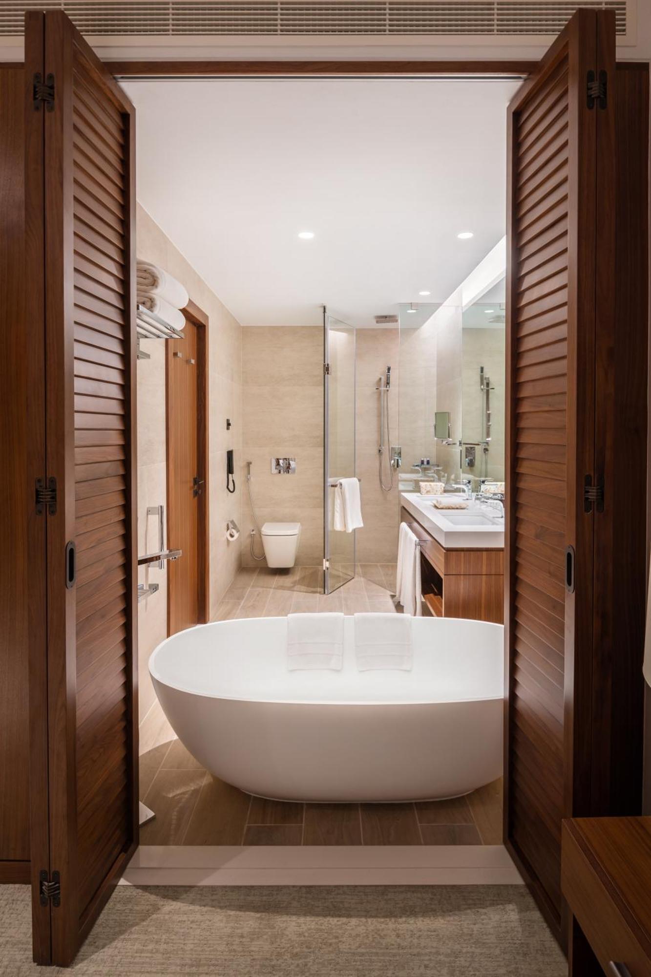 Junior Suite Access to Three Pools