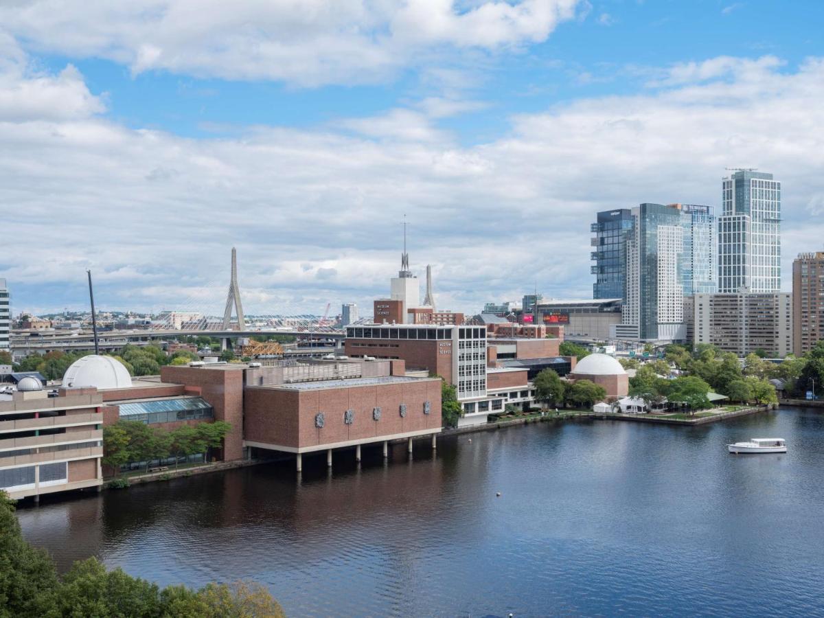 One Bedroom Suite King Accessible River View West Tower