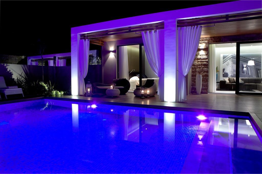 Grand Suite with Private Pool,123142918:JPEG