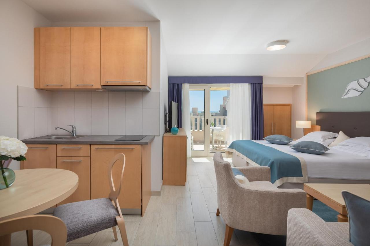 Studio Apartment with Sea View,1244415502:JPEG