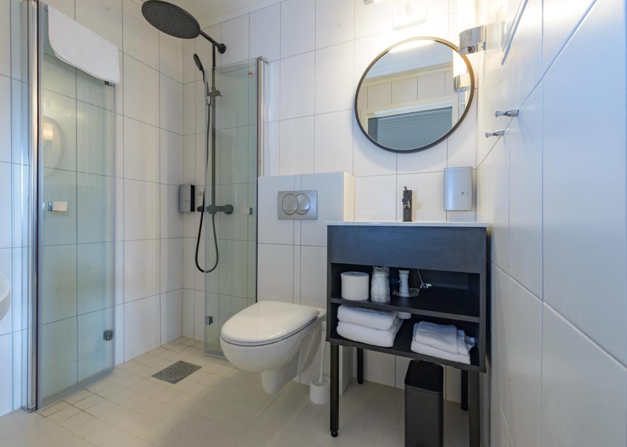 Twin Room,1247209768:JPEG