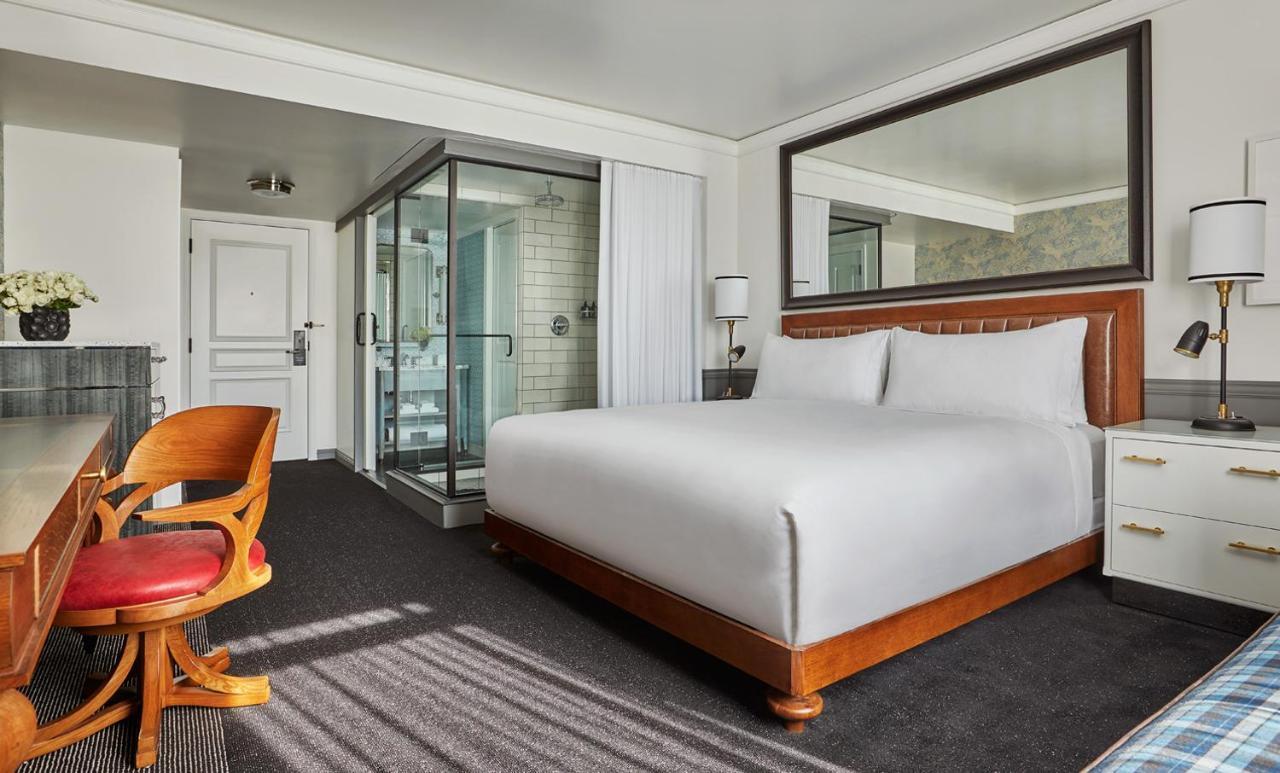 Corner Two Bedroom King Suite