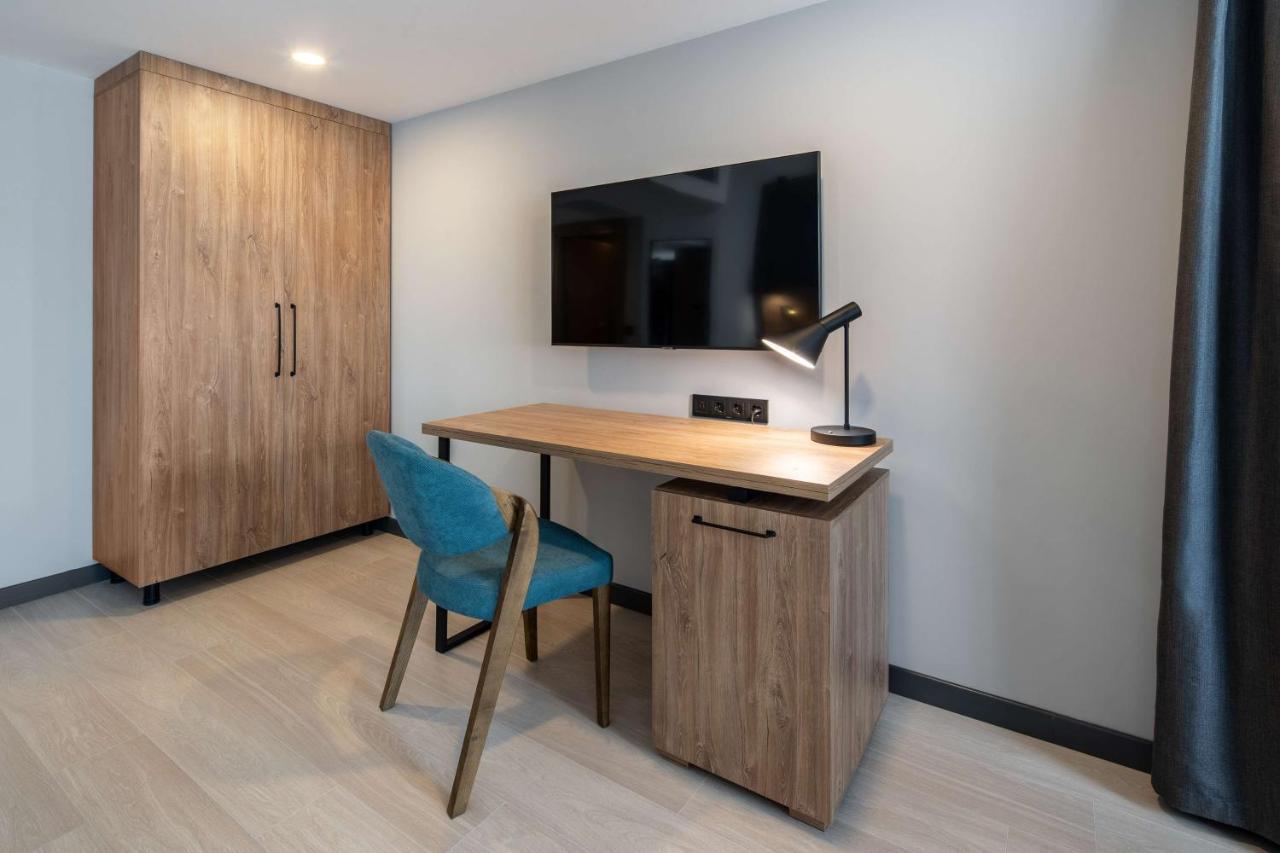 Junior Suite High Floor