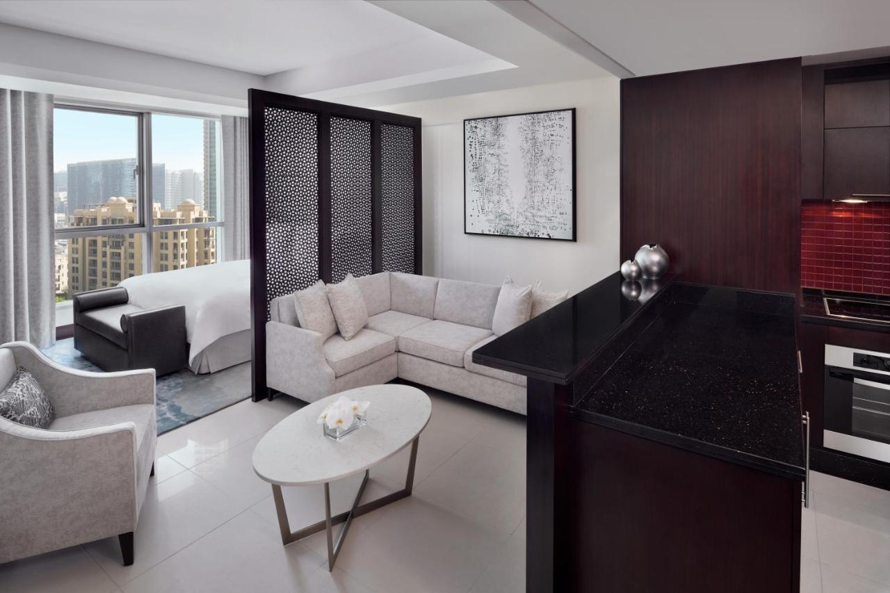 Studio Downtown View Residence