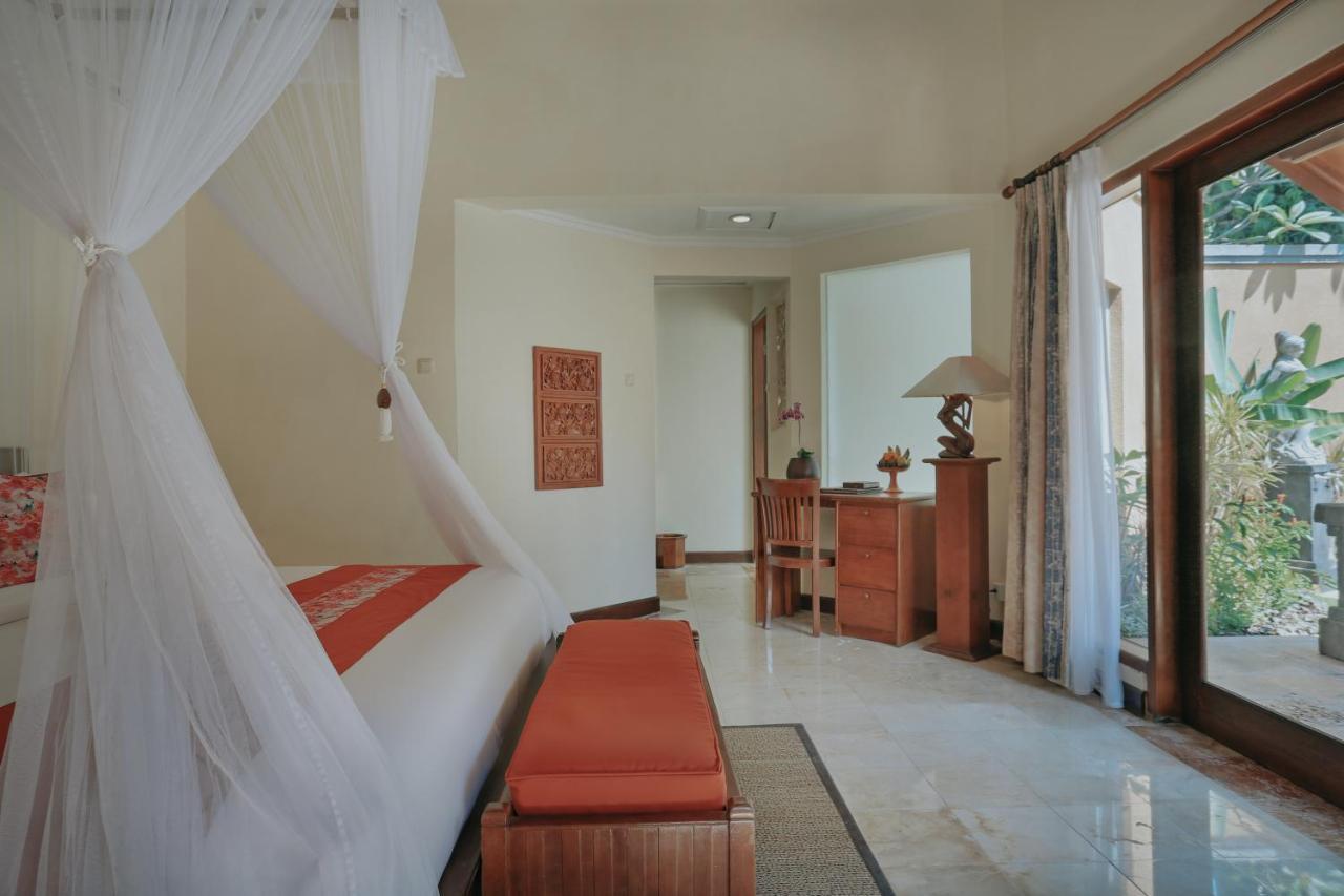 One-Bedroom Villa Plunge Pool