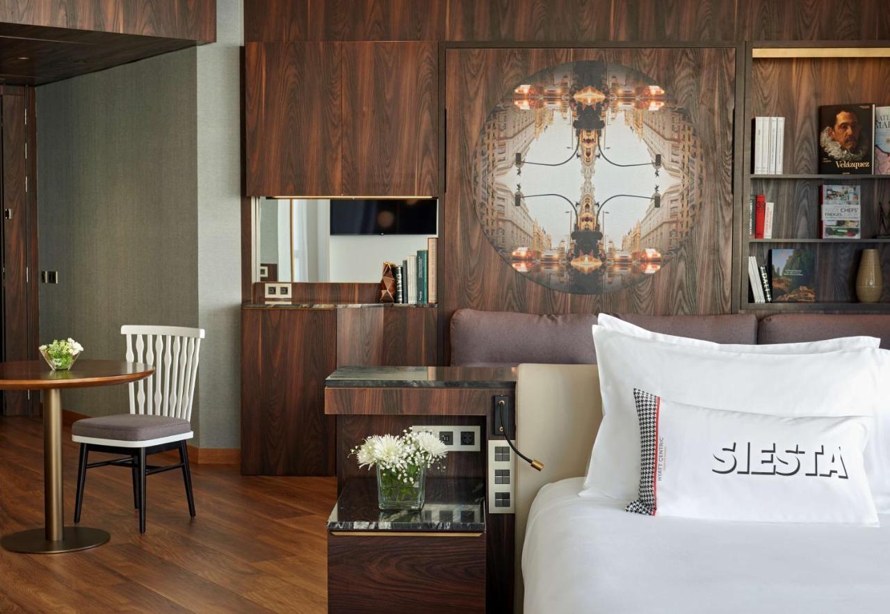 Executive-suite