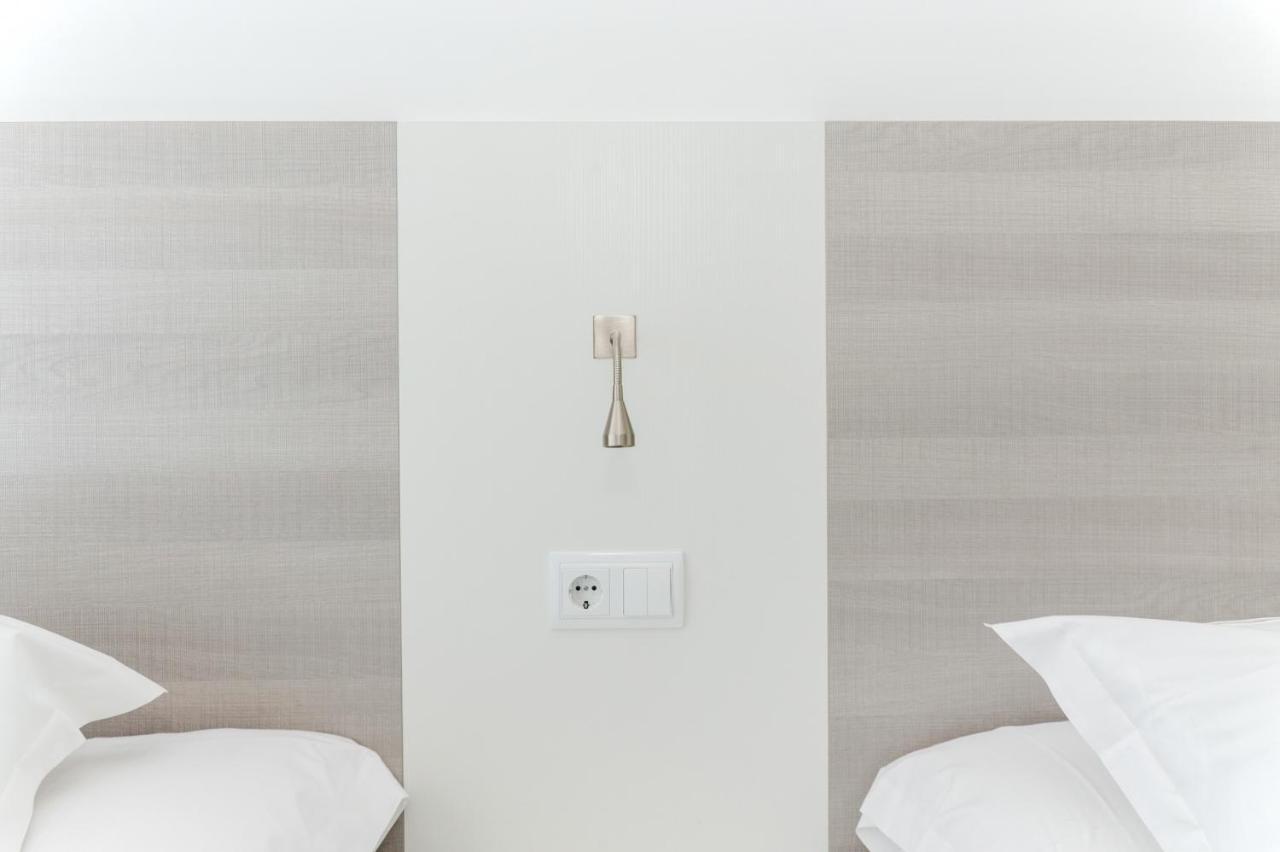 Triple Room with Pool View (2 Adults + 1 Child)