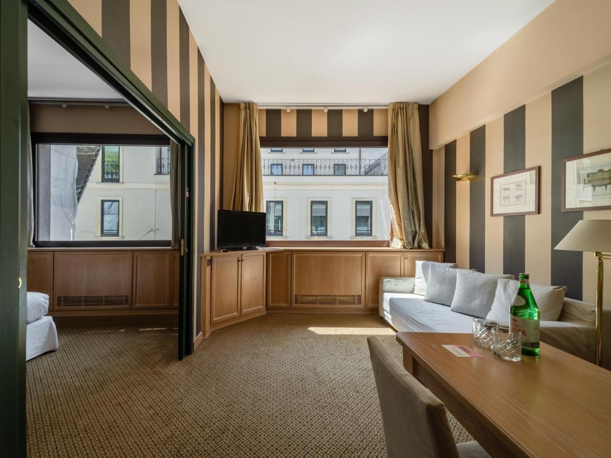 1 Bedroom Apartment Sofa Bed