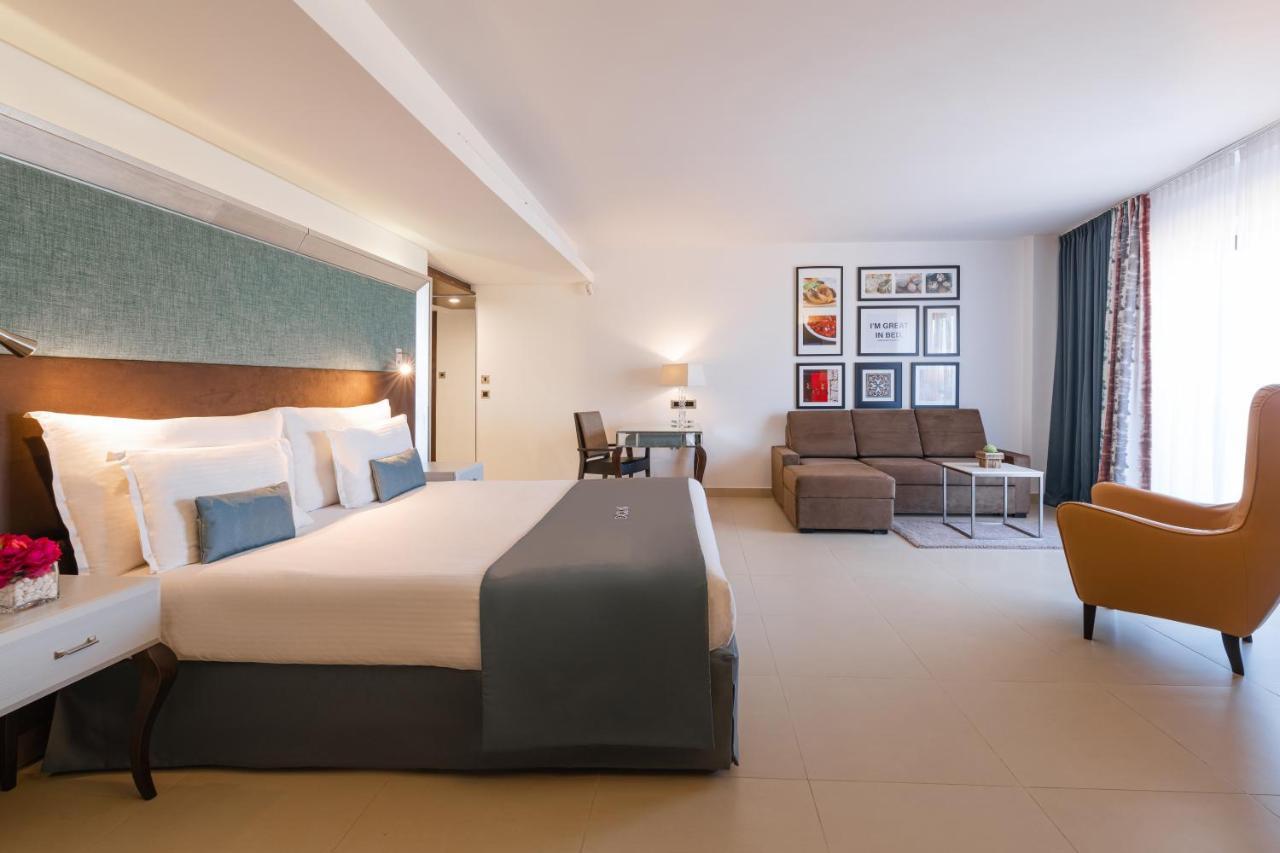 Junior Suite Balcony