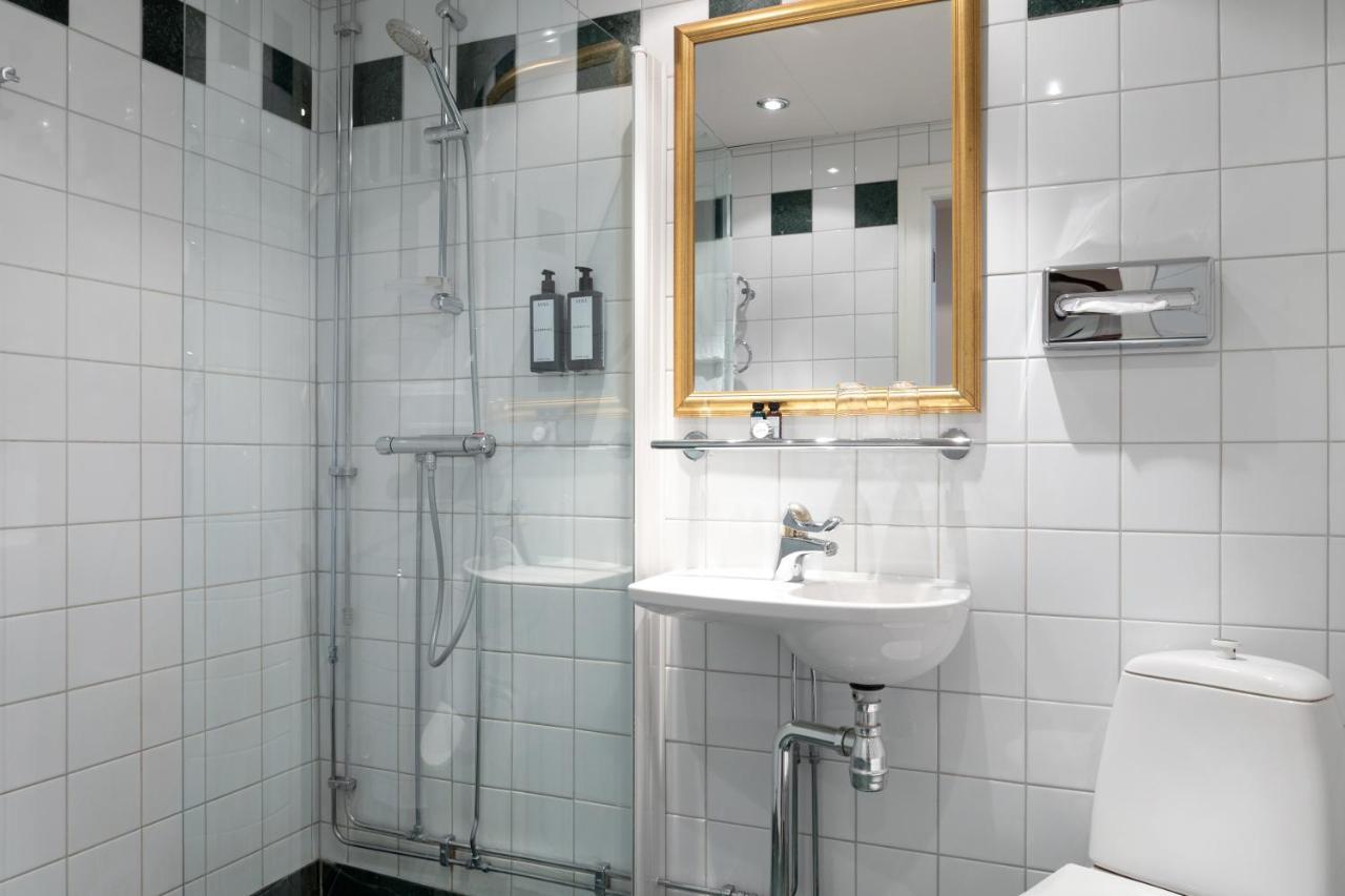 Classic Large