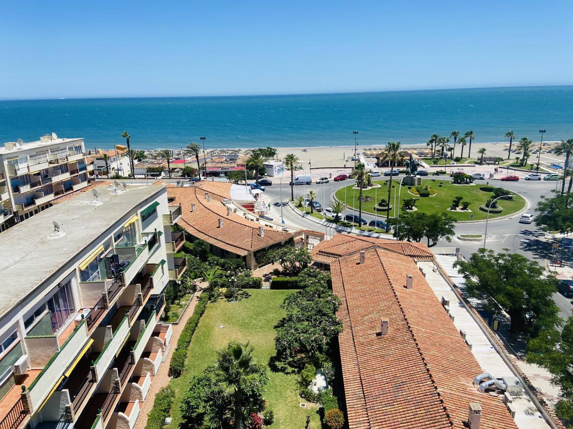 Twin Room Front Sea View