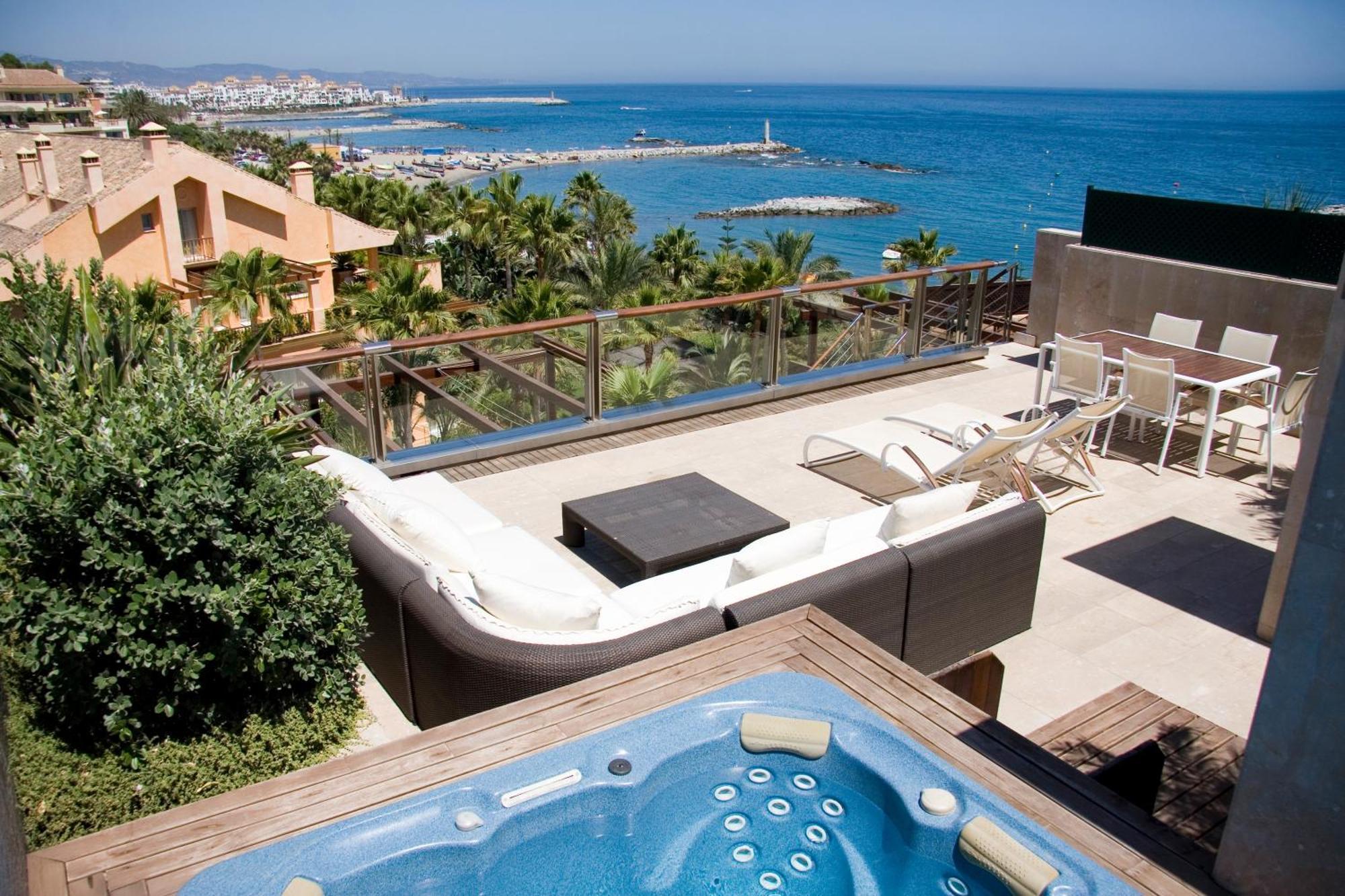 Deluxe Junior Suite Terrace Hot Tub Sea View