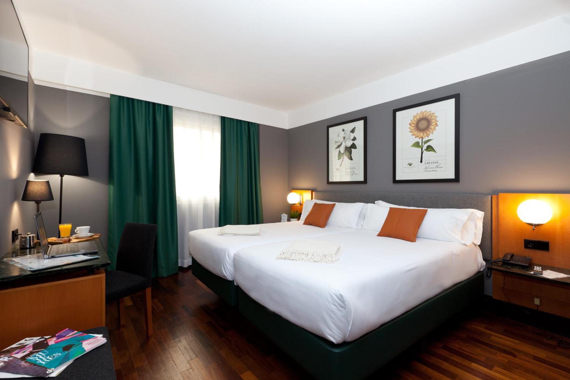 Double Room,1598911356:JPEG