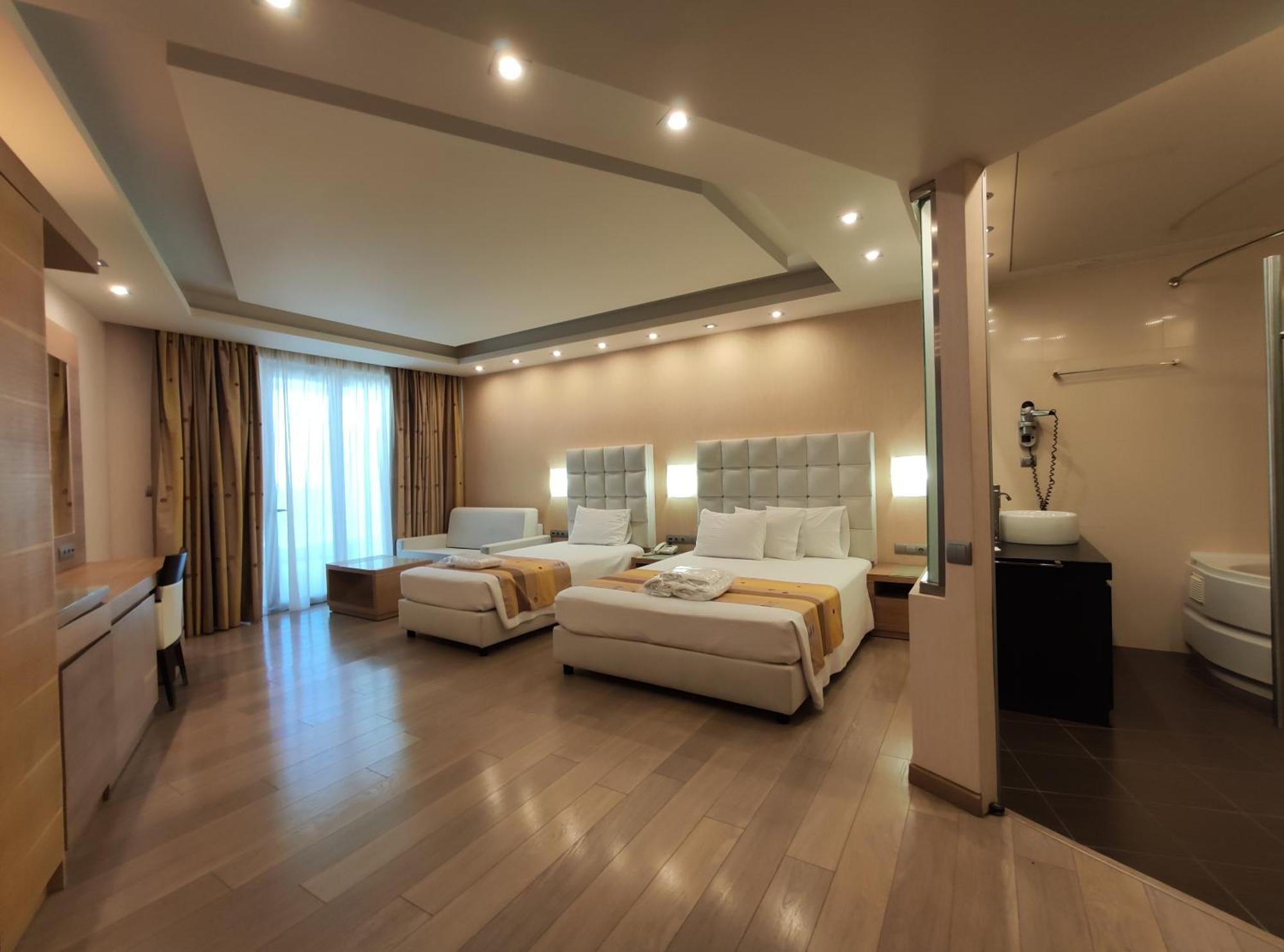 Triple Room Sea View