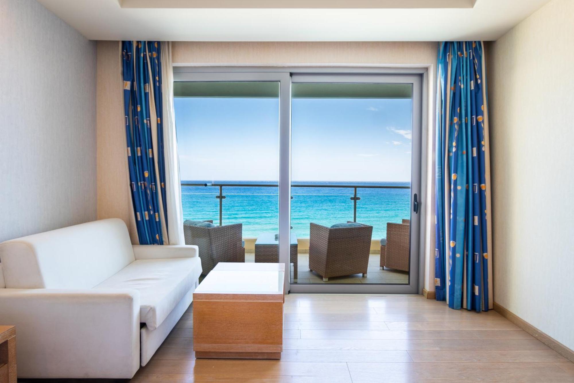 Triple Room Sea View