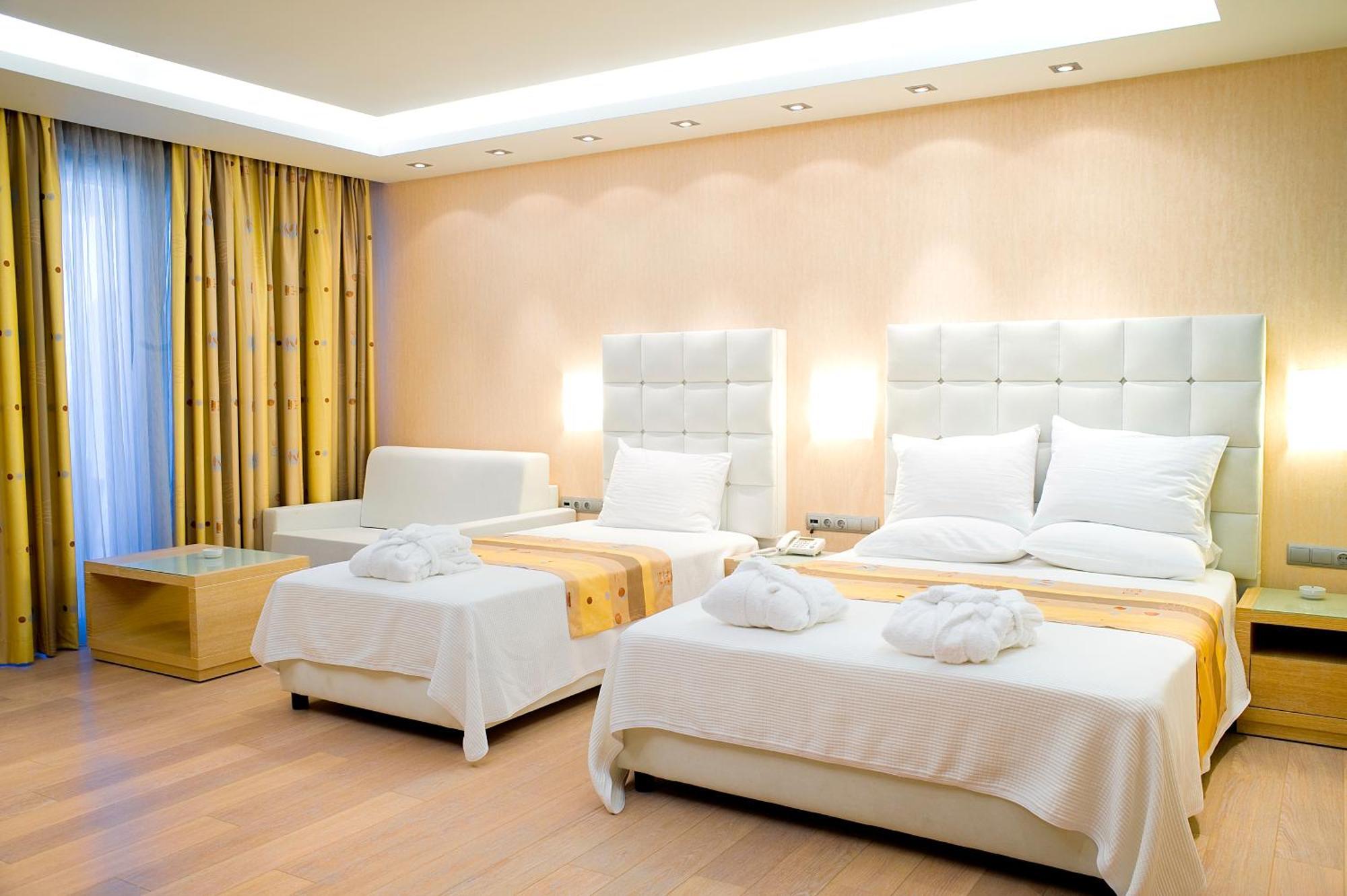 Triple Room Sea View